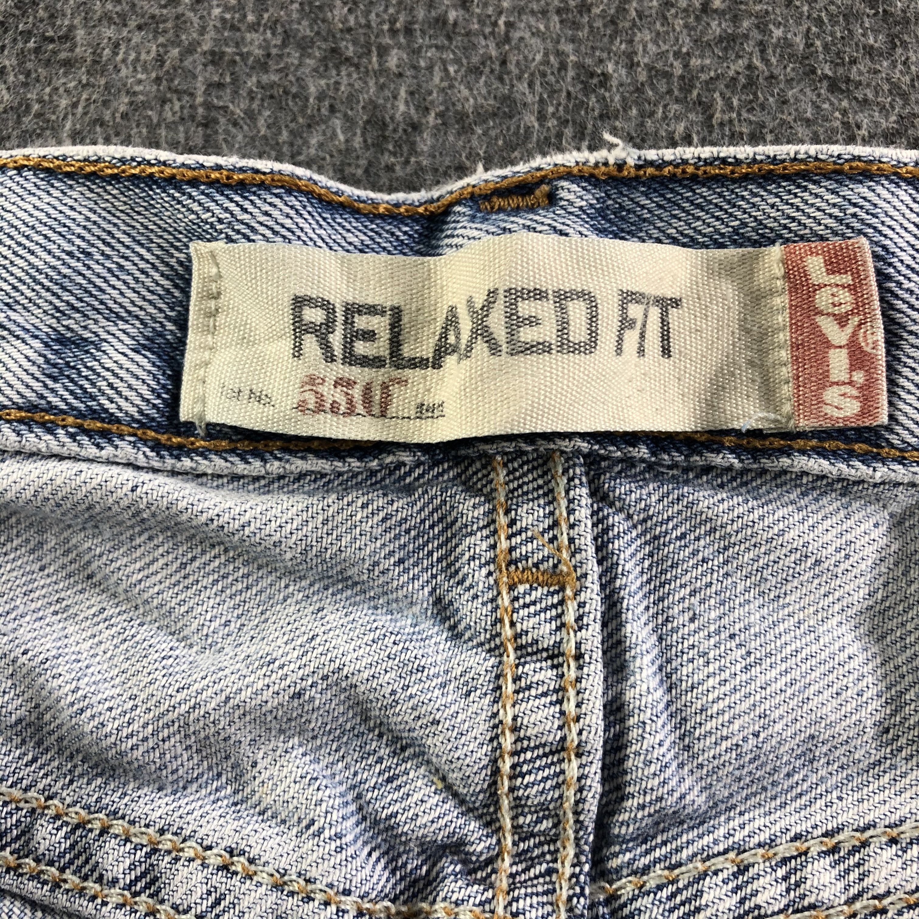 Levi's Vintage Light Wash Levis 550 Jeans-J3190 Size US 33 - 11 Thumbnail