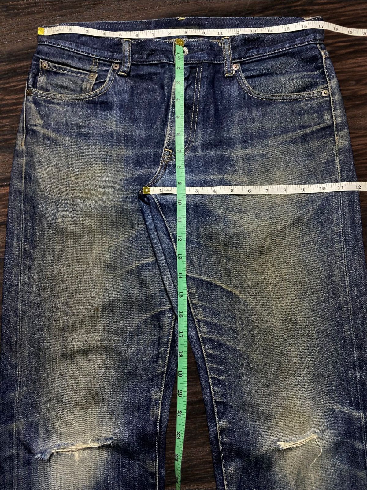 Japanese Brand Vintage Japanese Brand Uniqlo Mud Wash Distressed Loose Jean Size US 34 / EU 50 - 13 Thumbnail