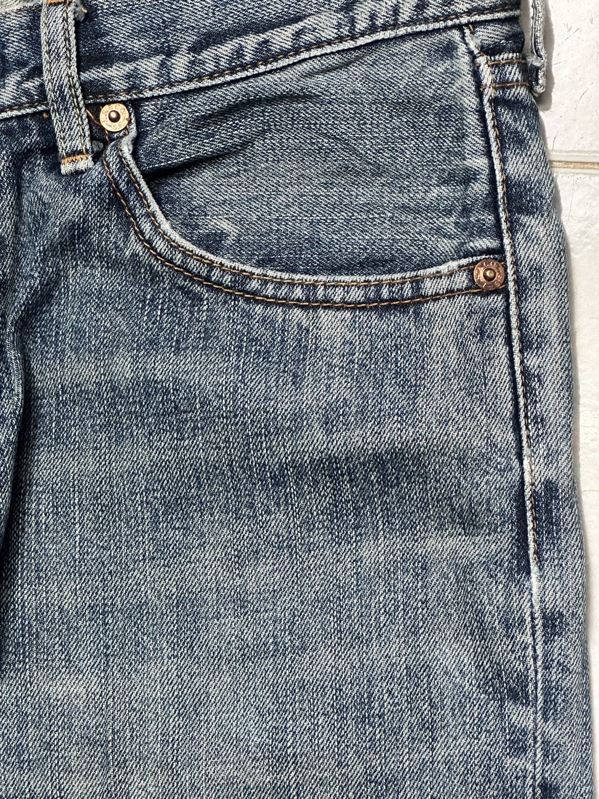 Levi's Levi's 502 Regular Fit With a Tapered Leg Faded & BlueWash Size US 31 - 6 Thumbnail