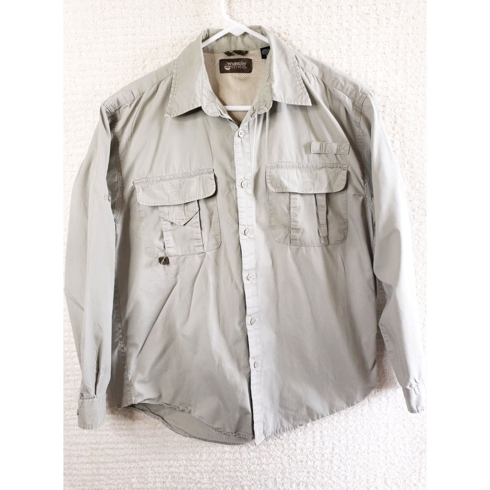 Wrangler Wrangler Outdoors Men's L Khaki Long Sleeve Hiking Fishing Button Up Shirt Size US L / EU 52-54 / 3 - 2 Thumbnail