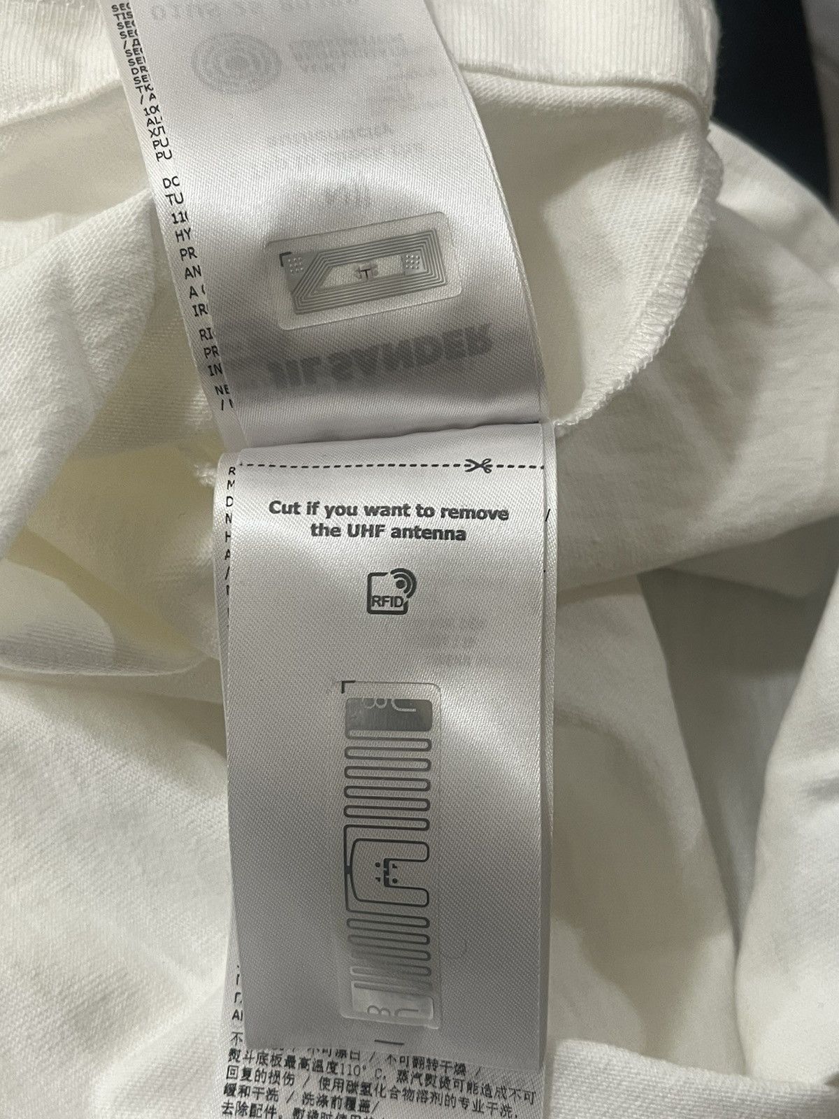 Jil Sander Jil Sander Flag Logo Cotton T-Shirt Sz L Size US L / EU 52-54 / 3 - 9 Thumbnail
