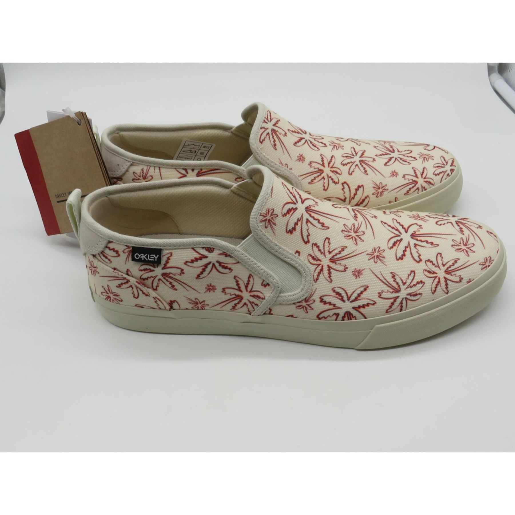 Oakley Oakley Slip-On Shoes Red Palm Tree Print Canvas Upper Casual Size US 11 / EU 44 - 1 Thumbnail
