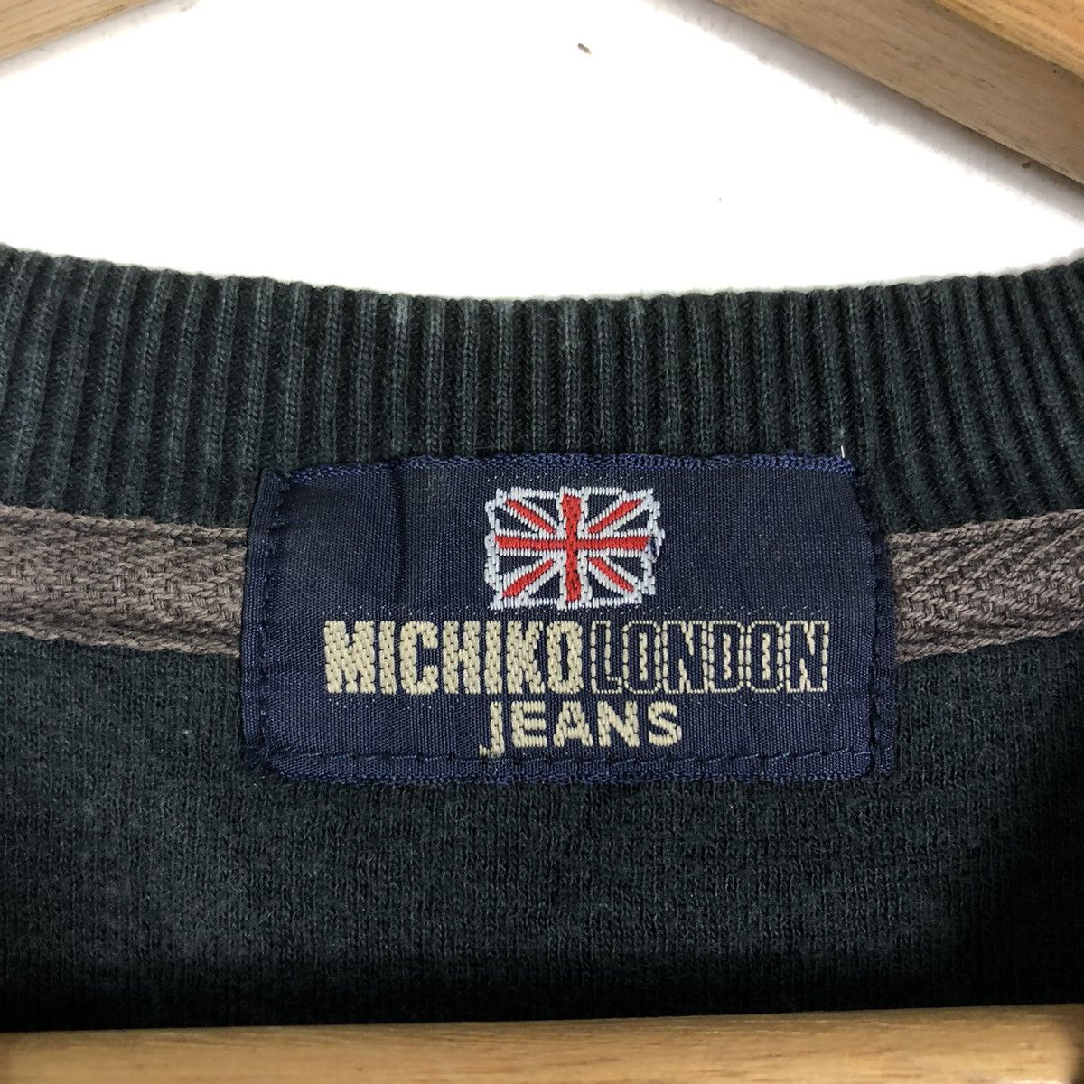 Japanese Brand 🔥Vtg Michiko London Jeans Sweatshirt Big Logo Spell Out Size US M / EU 48-50 / 2 - 12 Thumbnail