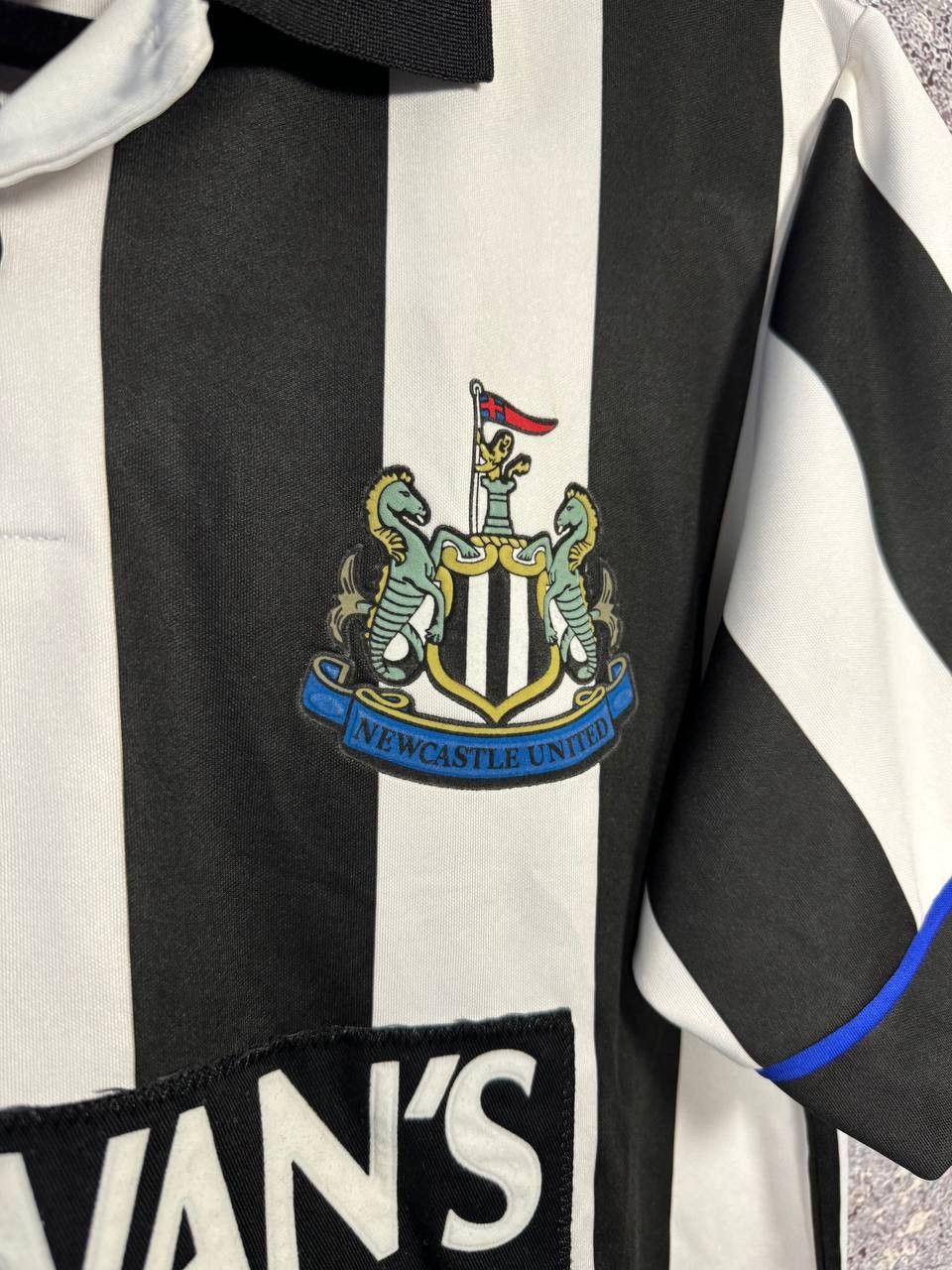 Vintage 90's Newcastle United 1993/94 Home 2 Score Draw Jersey Size US S / EU 44-46 / 1 - 10 Thumbnail