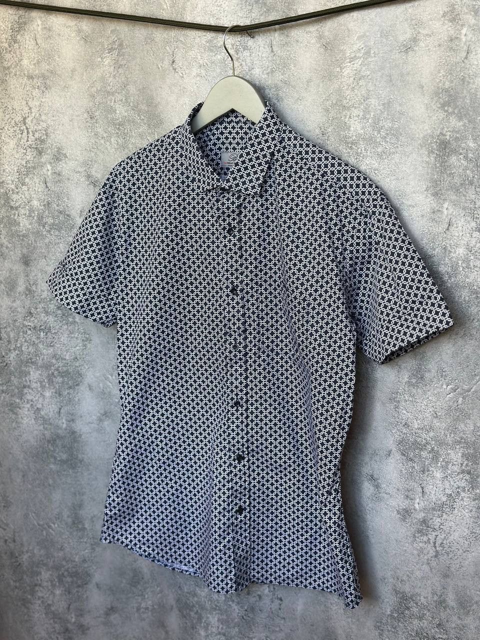 Brioni Brioni Patterned Short Sleeve Button-Up Shirt Chain Print Size US L / EU 52-54 / 3 - 1 Thumbnail