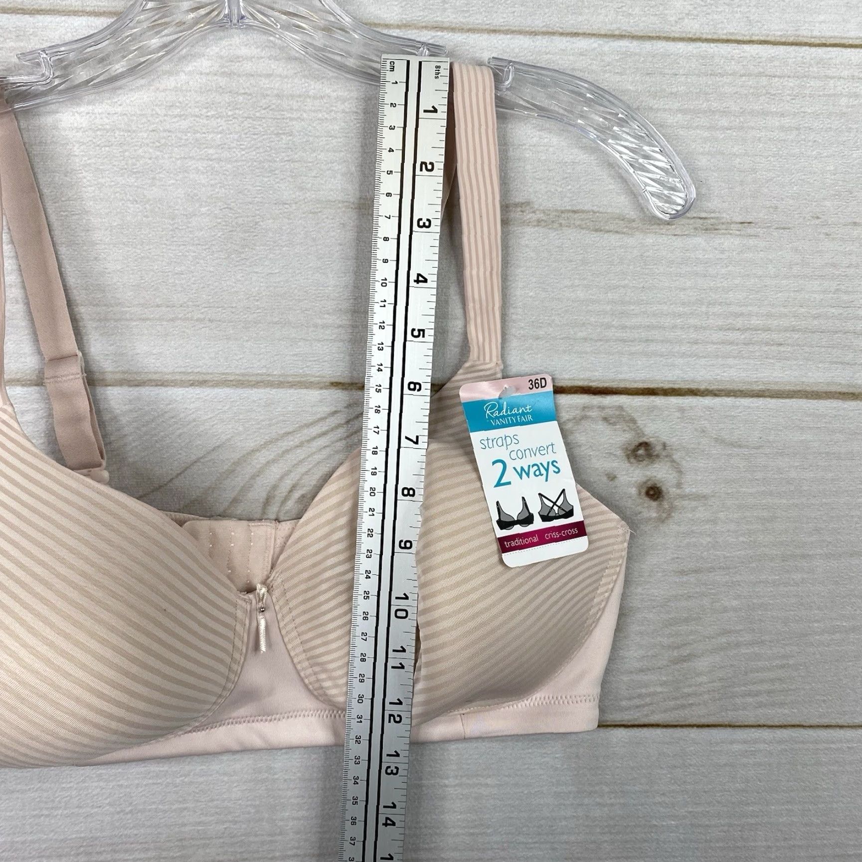 Vintage Vanity Fair Radiant Bra 36D Beige Striped Straps Convertible NWT Underwired Nylon Spandex Multiway Back Closure Fashion Women Size ONE SIZE - 5 Thumbnail