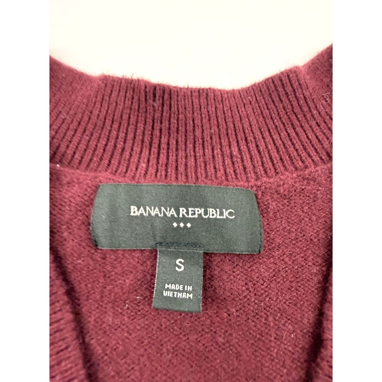 Banana Republic Banana Republic Sweater Womens Small Red V-Neck Raglan Knit Pullover Soft Size S / US 4 / IT 40 - 4 Thumbnail