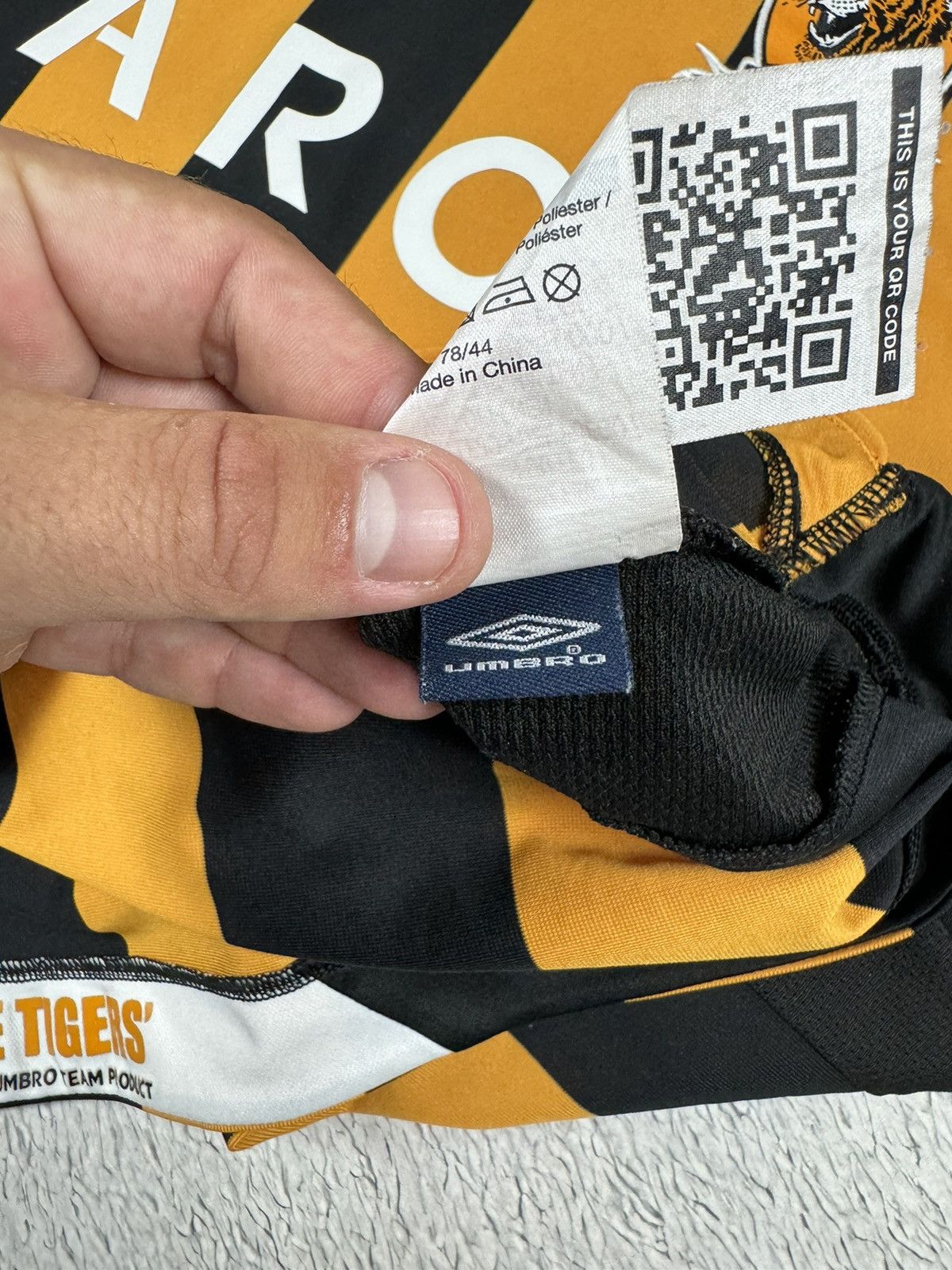 Umbro × Vintage Vintage Hull City AFC 2008/09 Umbro Jersey XL size Size US XL / EU 56 / 4 - 16 Thumbnail
