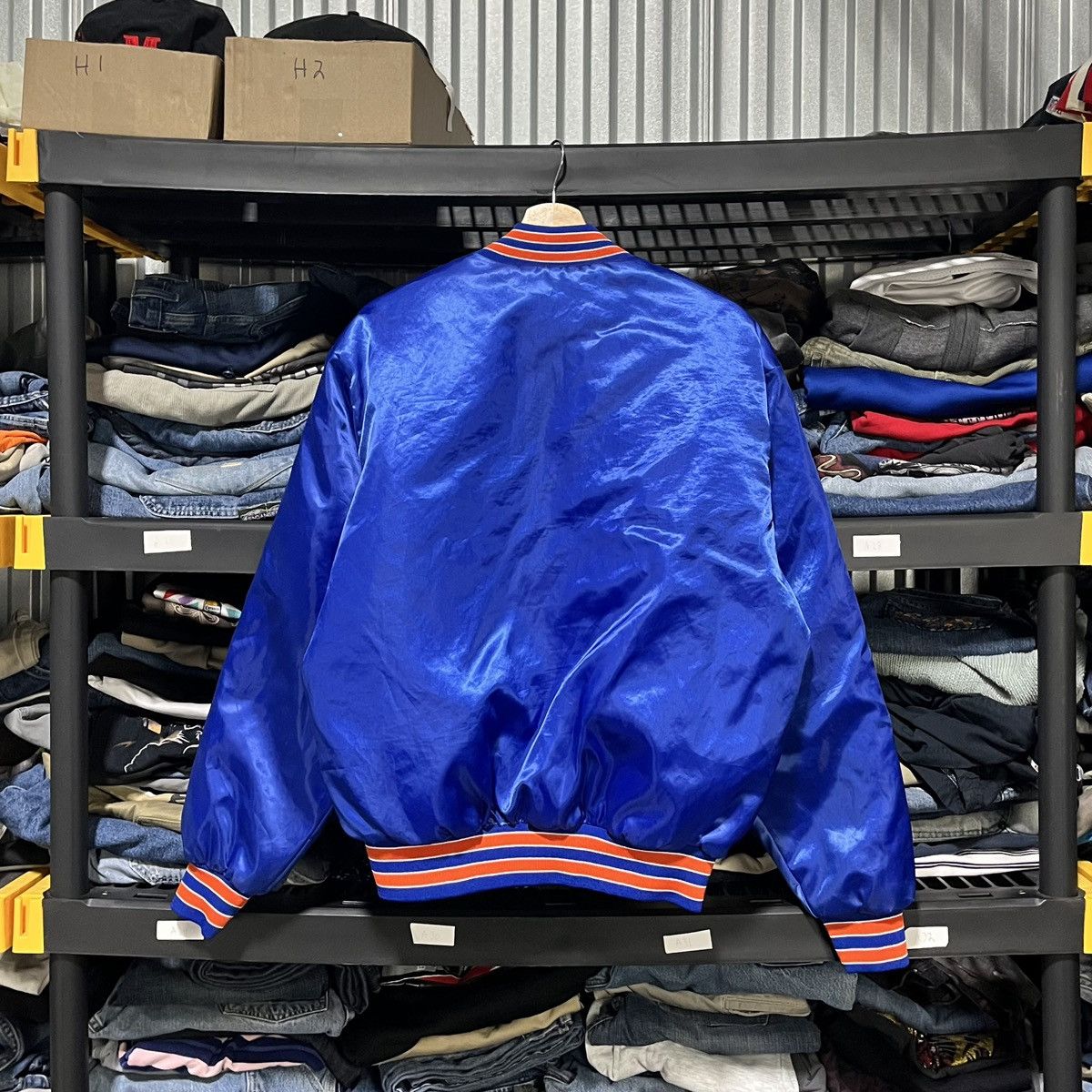 Swingster VTG Cleveland Cavaliers Swingster 80s Satin Bomber Jacket Size US L / EU 52-54 / 3 - 2 Thumbnail