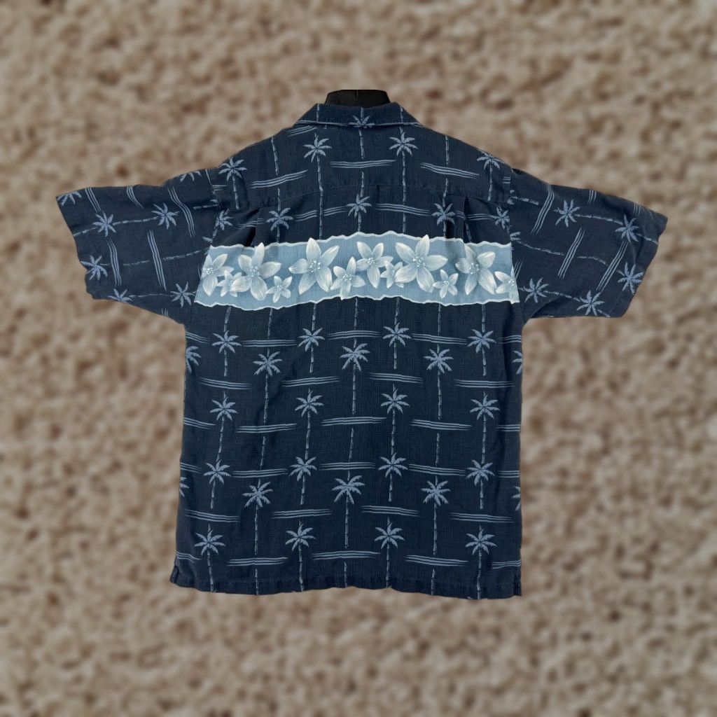 Tommy Bahama Tommy Bahama Shirt Men Medium Blue Floral Palm Tree All Over Print Silk Button-Up Size US M / EU 48-50 / 2 - 1 Thumbnail