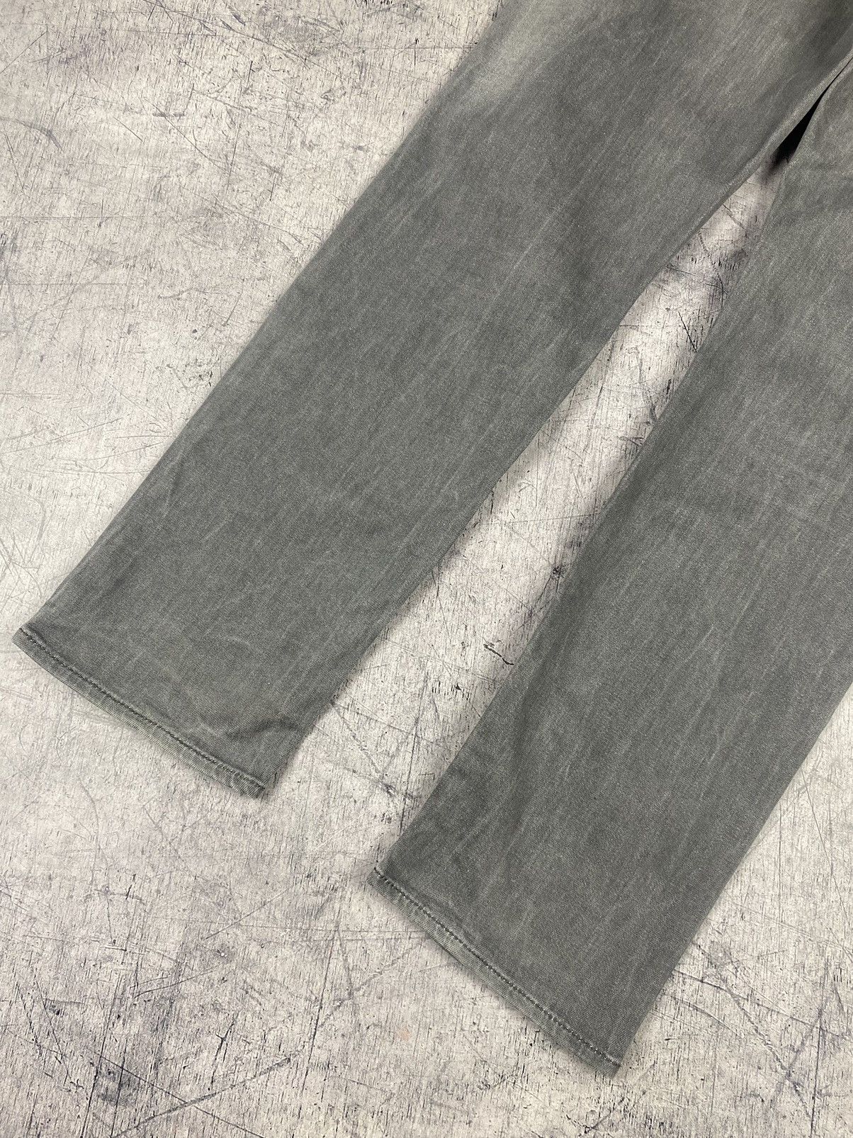 Diesel × Vintage Vintage Diesel Y2K Regular Slim Denim Jeans Size 31 x 30 Size US 31 - 6 Thumbnail