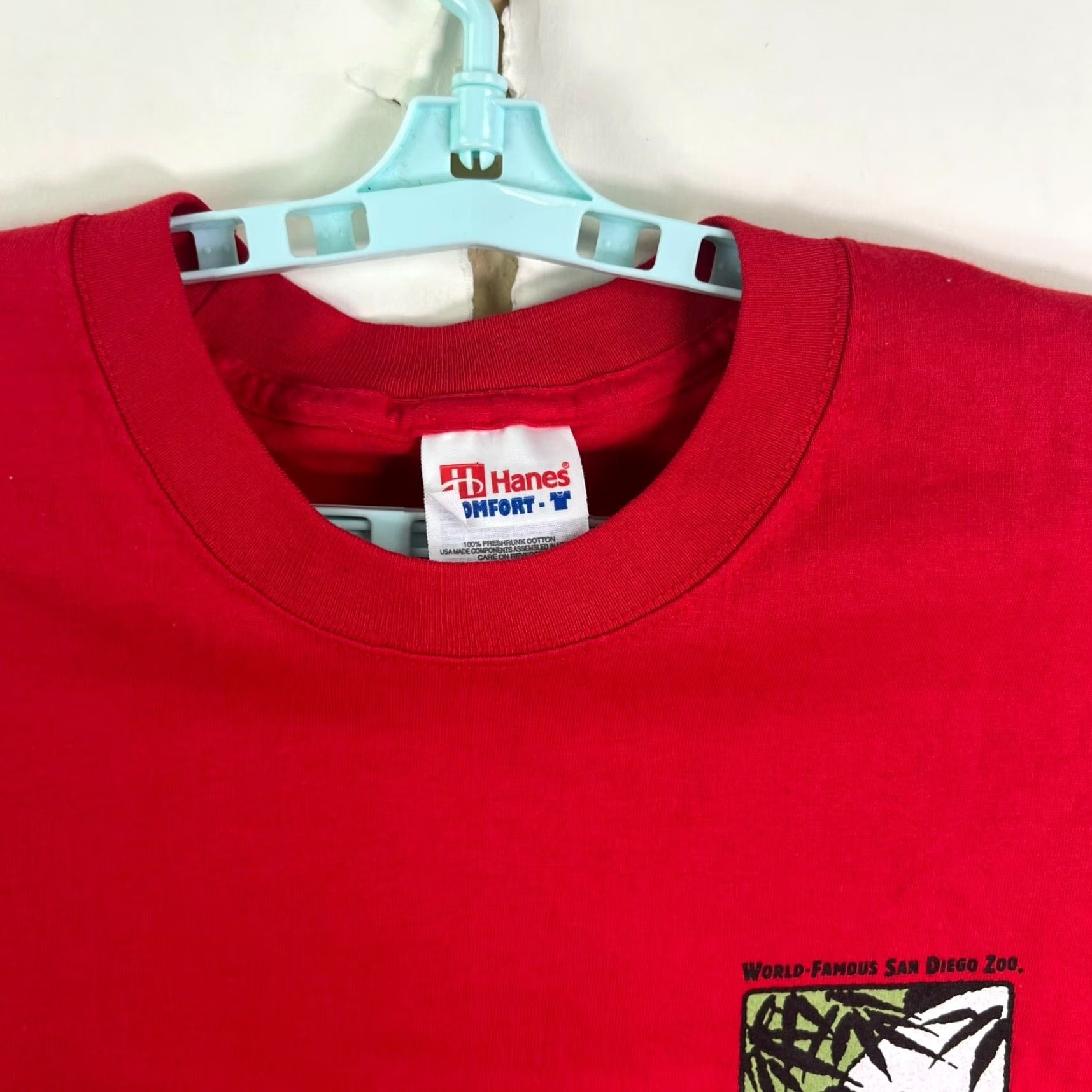 Hanes VINTAGE Hanes San Diego Zoo T-Shirt Adult XL Cotton Red Animals Nature Zoo 2000s Men Size US XL / EU 56 / 4 - 4 Thumbnail