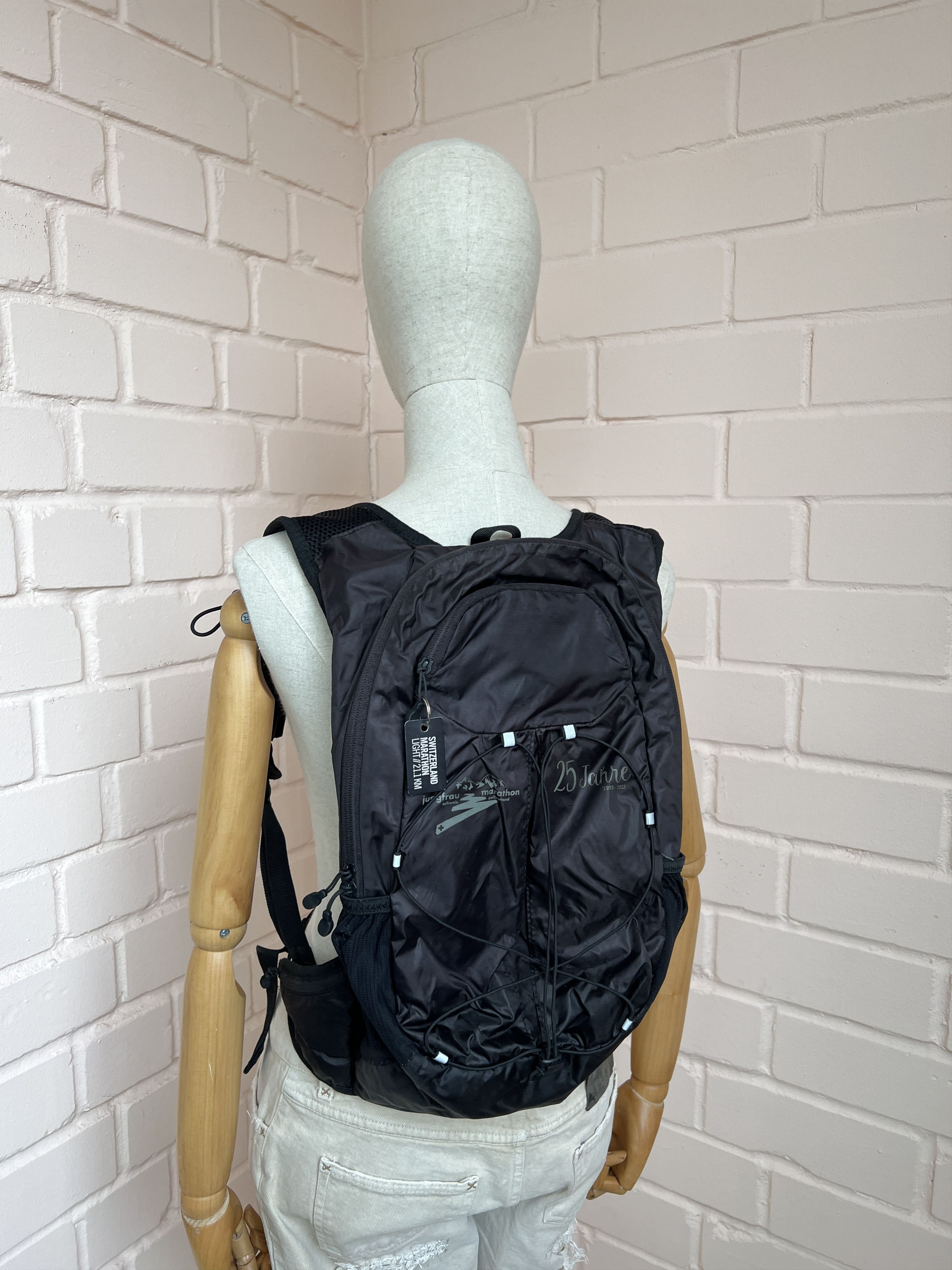 Asics Asics Black Nylon 10L Running Backpack Size ONE SIZE - 5 Thumbnail