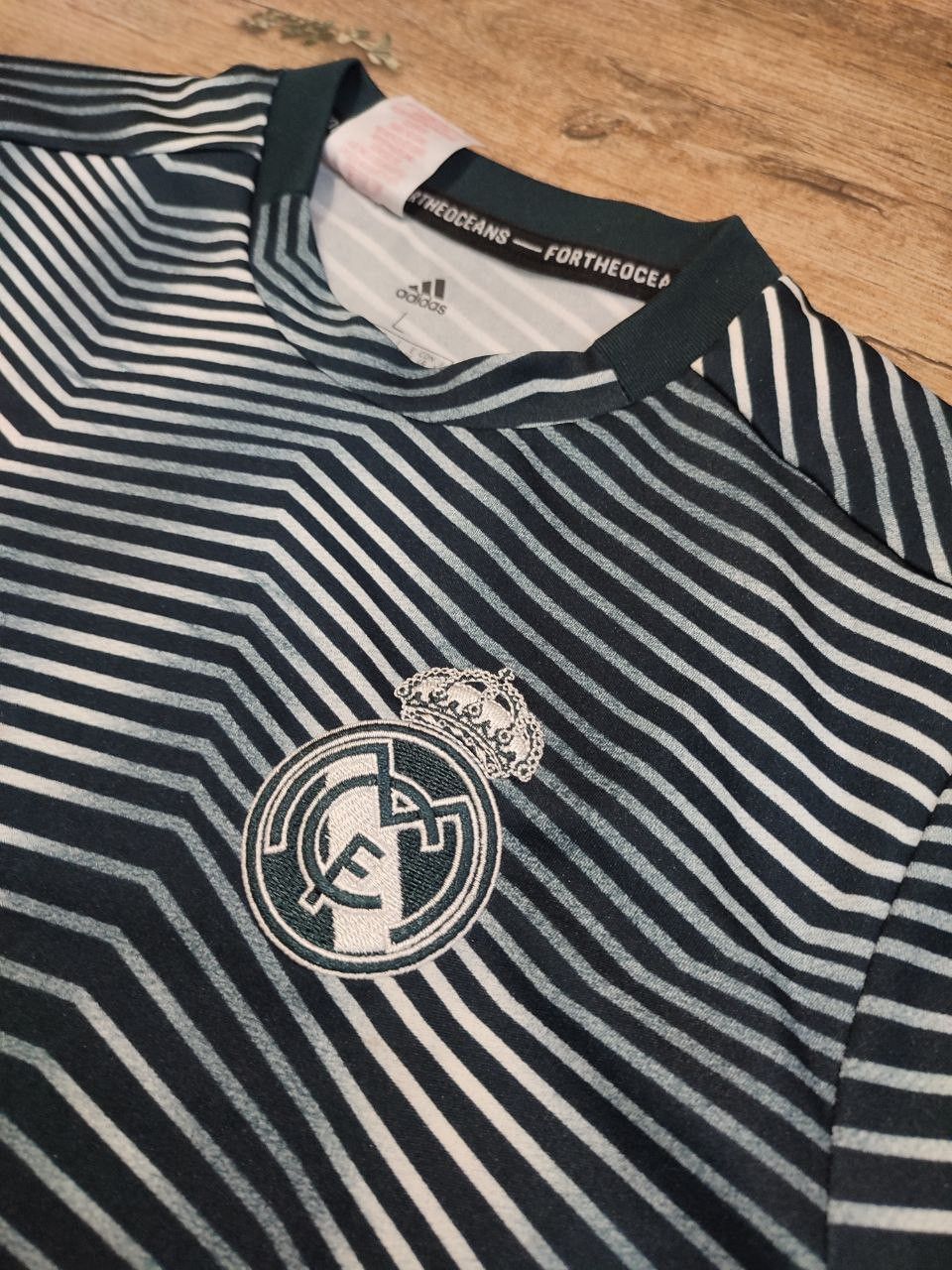 Adidas Adidas 2018 2019 Real Madrid Mens Football Shirt for Teenage Size US L / EU 52-54 / 3 - 3 Thumbnail