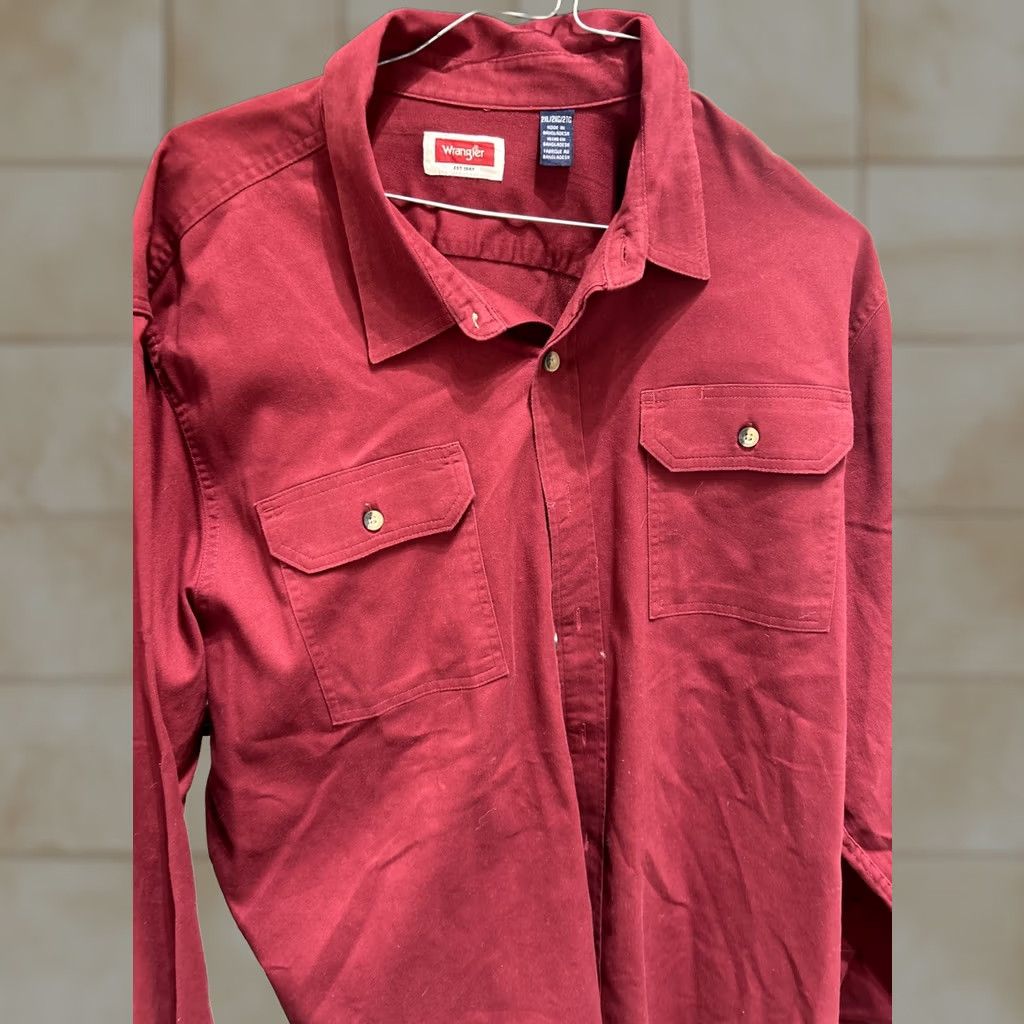 Wrangler Wrangler Shirt 2XL Red Long Sleeve Button-Up Mens Cotton Regular Button-Up Western Outdoor Rodeo Casual Fall Winter Size US XXL / EU 58 / 5 - 1 Thumbnail