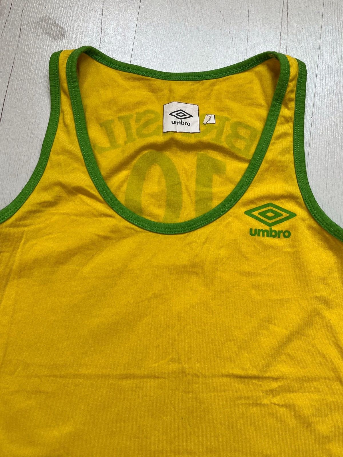 Umbro Umbro x Brasil Sz M Top Tank 2000s Y2K Double Side Print #10 Size M / US 6-8 / IT 42-44 - 3 Thumbnail