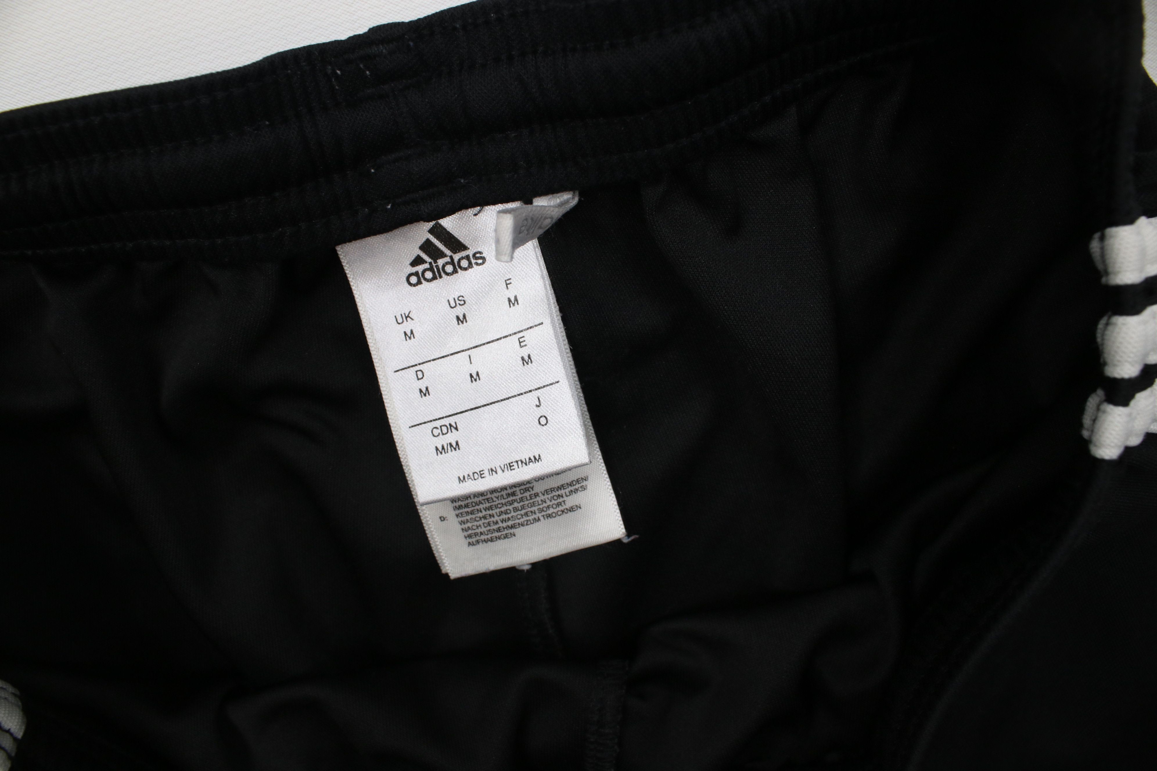 Adidas Vintage Y2K Adidas Running Jogging Soccer Shorts Black Size US 32 / EU 48 - 7 Thumbnail