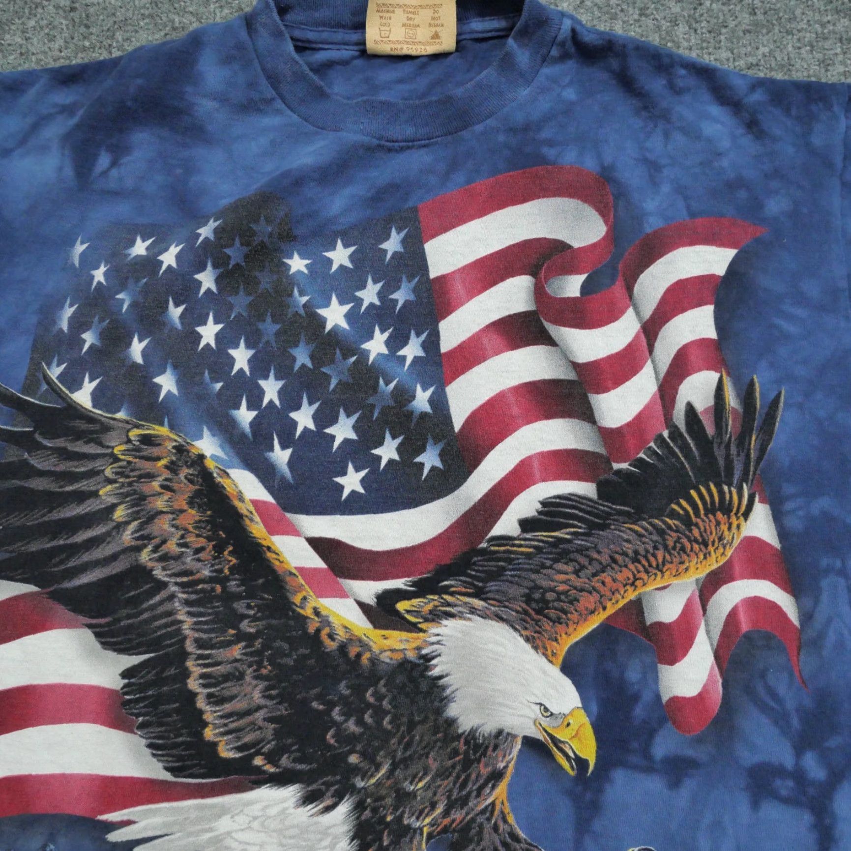 The Mountain VINTAGE The Mountain T Shirt Mens M Blue Tie Dye Bald Eagle United States Shirt Mens M Blue Tie Dye Bald Eagle United States Size US M / EU 48-50 / 2 - 4 Thumbnail