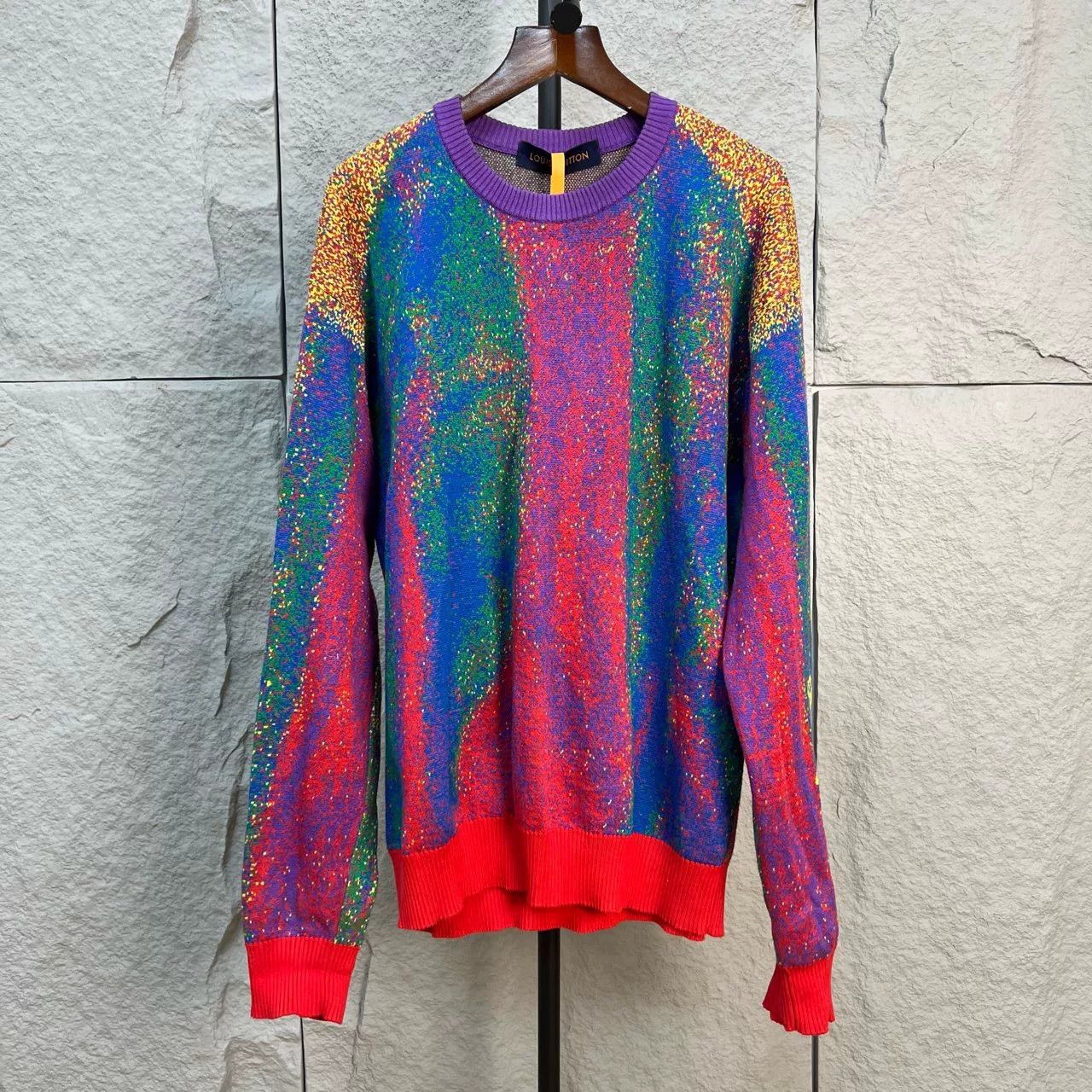 Louis Vuitton LV Embroidered Gradient Crewneck Sweater Size US M / EU 48-50 / 2 - 1 Thumbnail