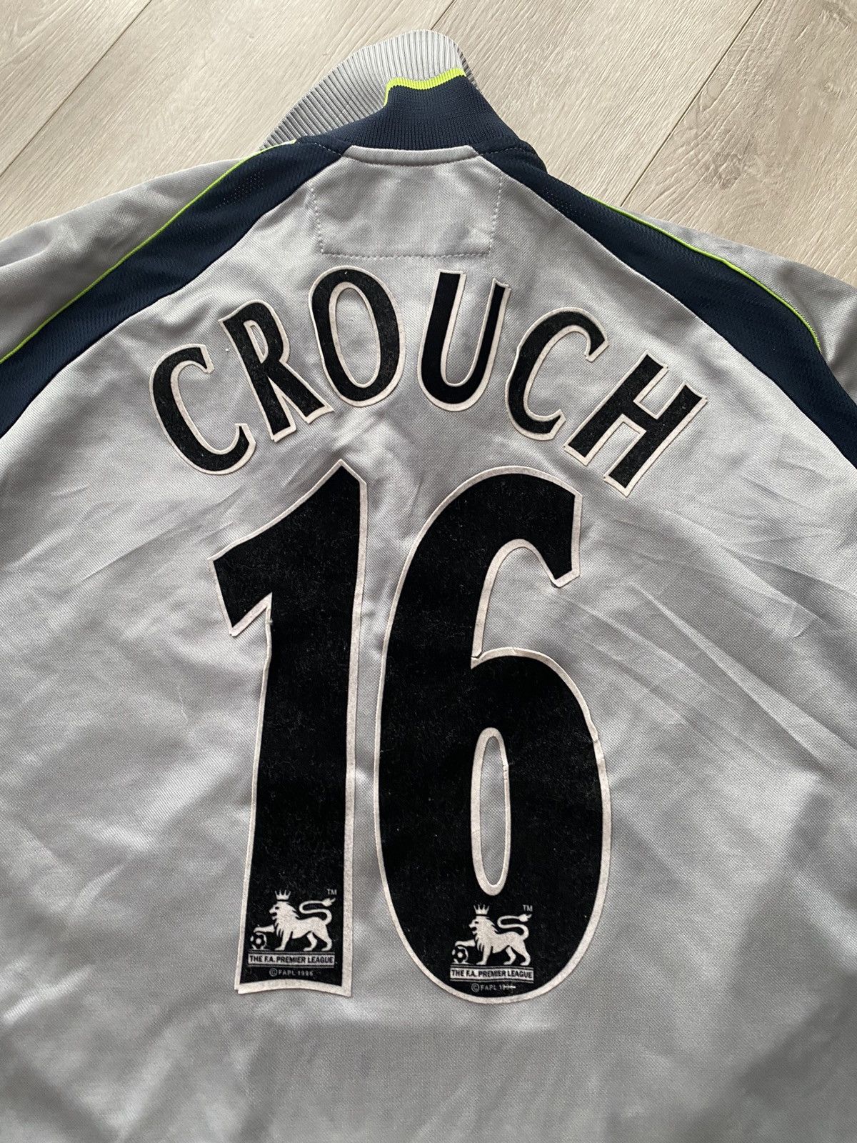 Diadora × Vintage 2001-2002 Aston Villa Peter Crouch Long Sleeve Jersey Size US L / EU 52-54 / 3 - 8 Thumbnail
