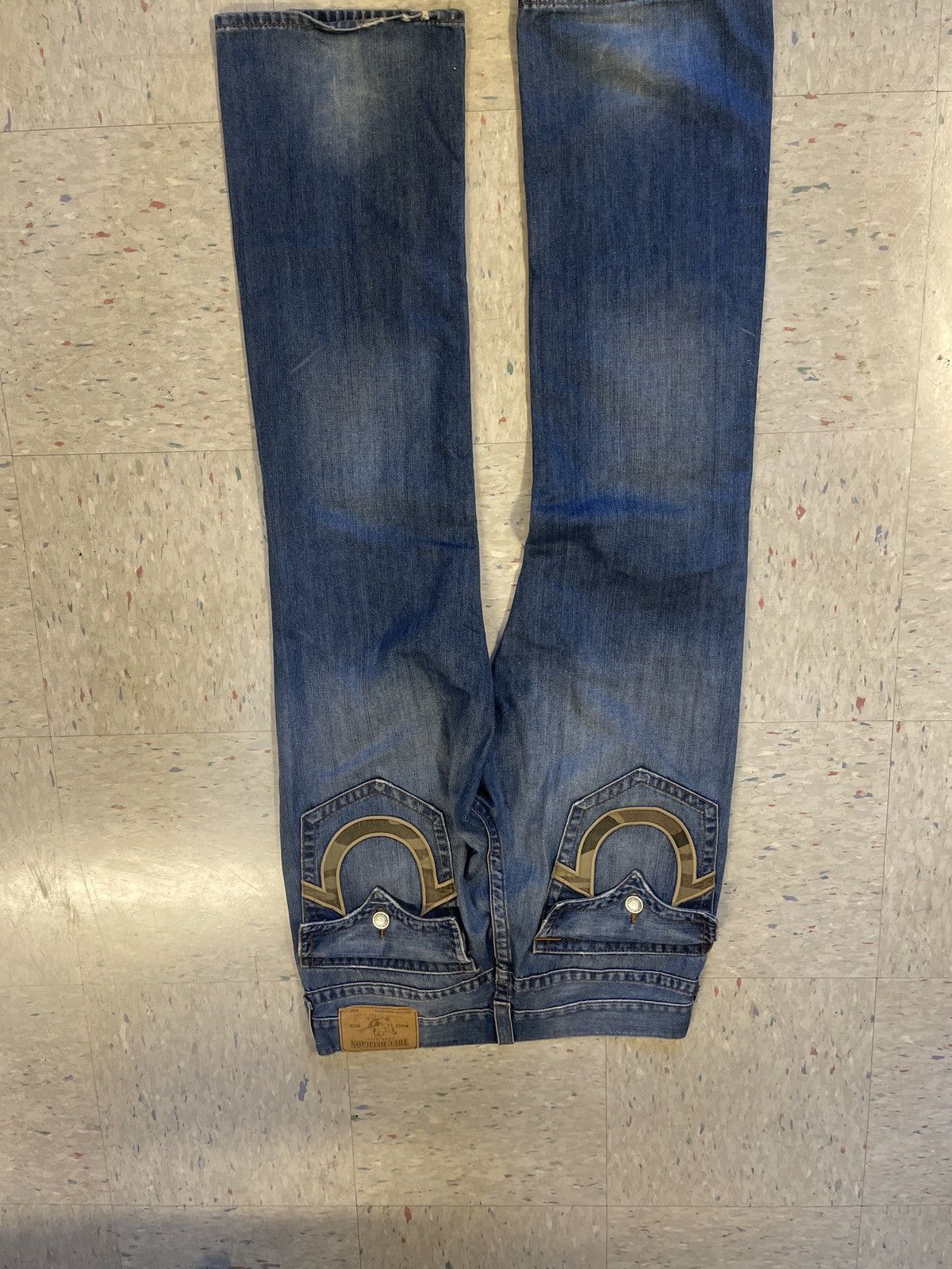 True Religion true religion blue baggy straight jeans Size US 33 - 1 Thumbnail