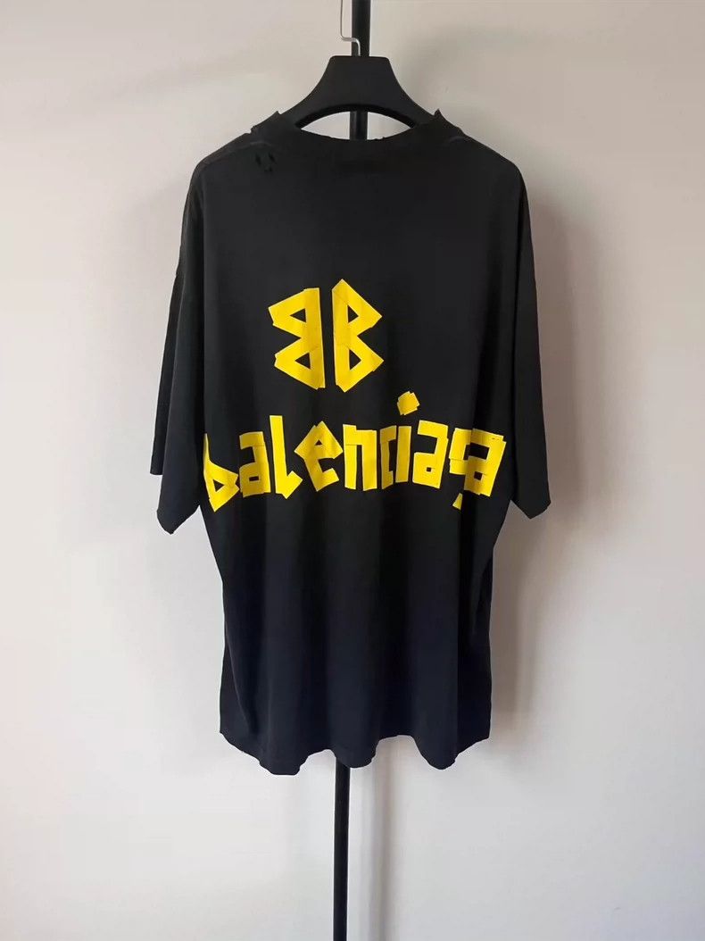 Balenciaga Balenciaga Adhesive tape adhesive tape short-sleeved T-shi Size US M / EU 48-50 / 2 - 2 Thumbnail