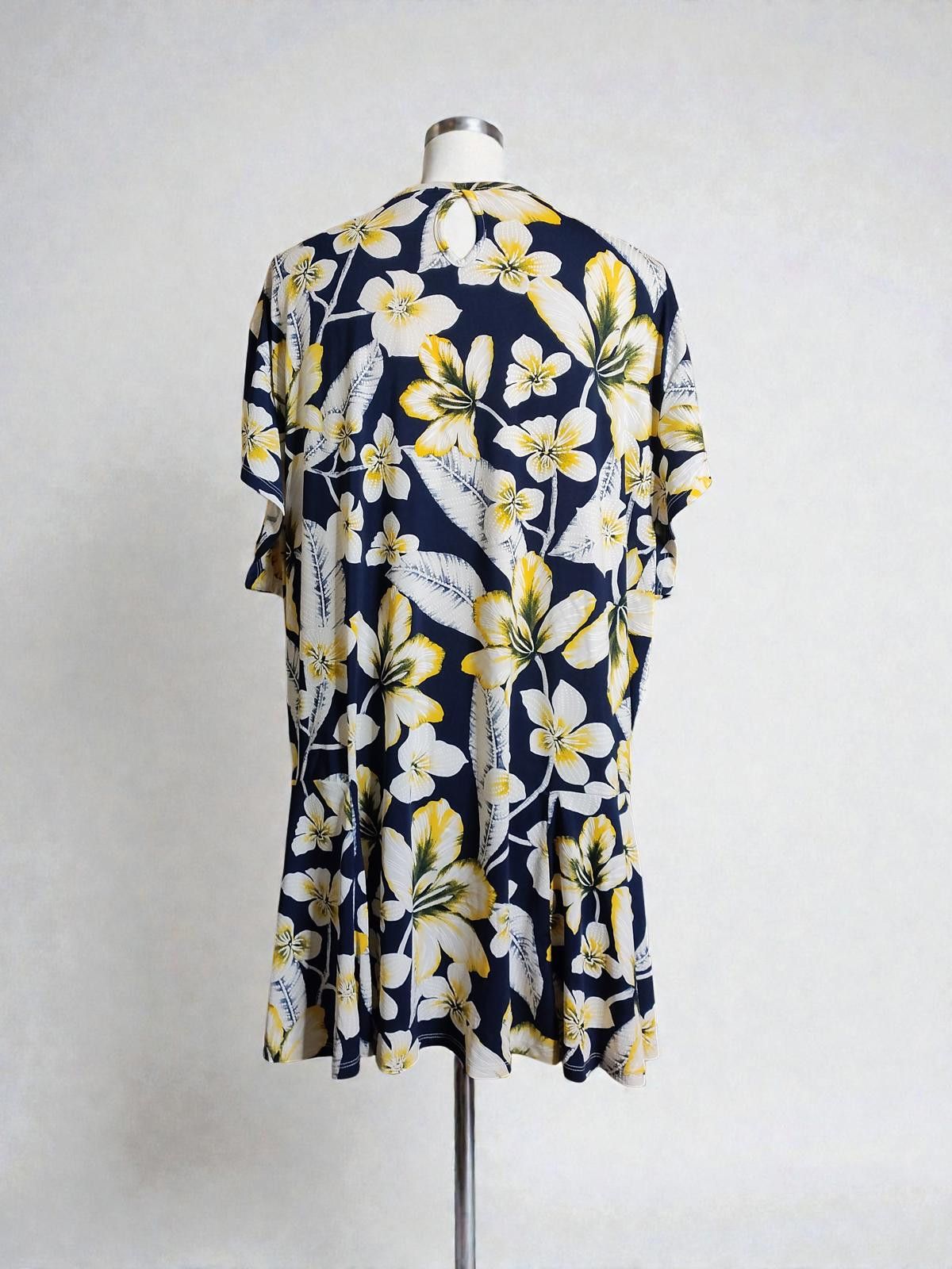Other N TOUCH Tropical Escape Floral Blouse Size 2XL Size XXL / US 16-18 / IT 52-54 - 5 Thumbnail