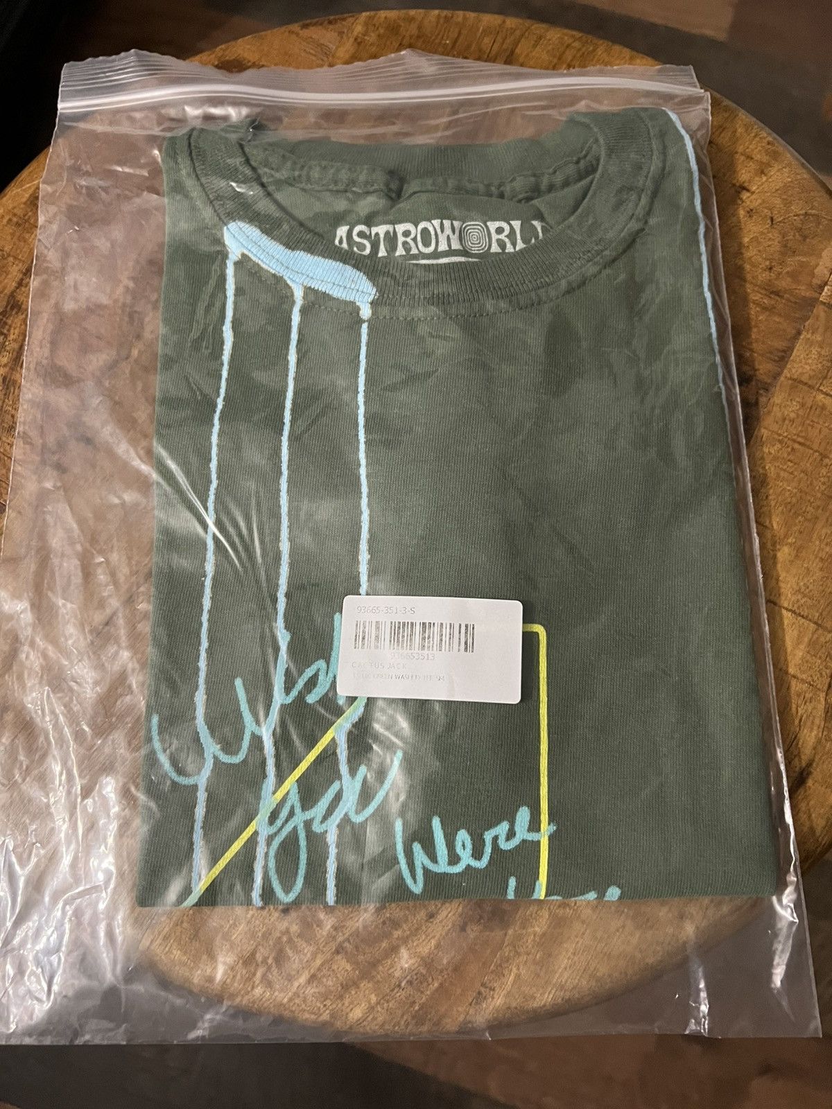 Travis Scott Travis Scott Astroworld Europe 2019 Green Washed Tee Size US S / EU 44-46 / 1 - 3 Thumbnail