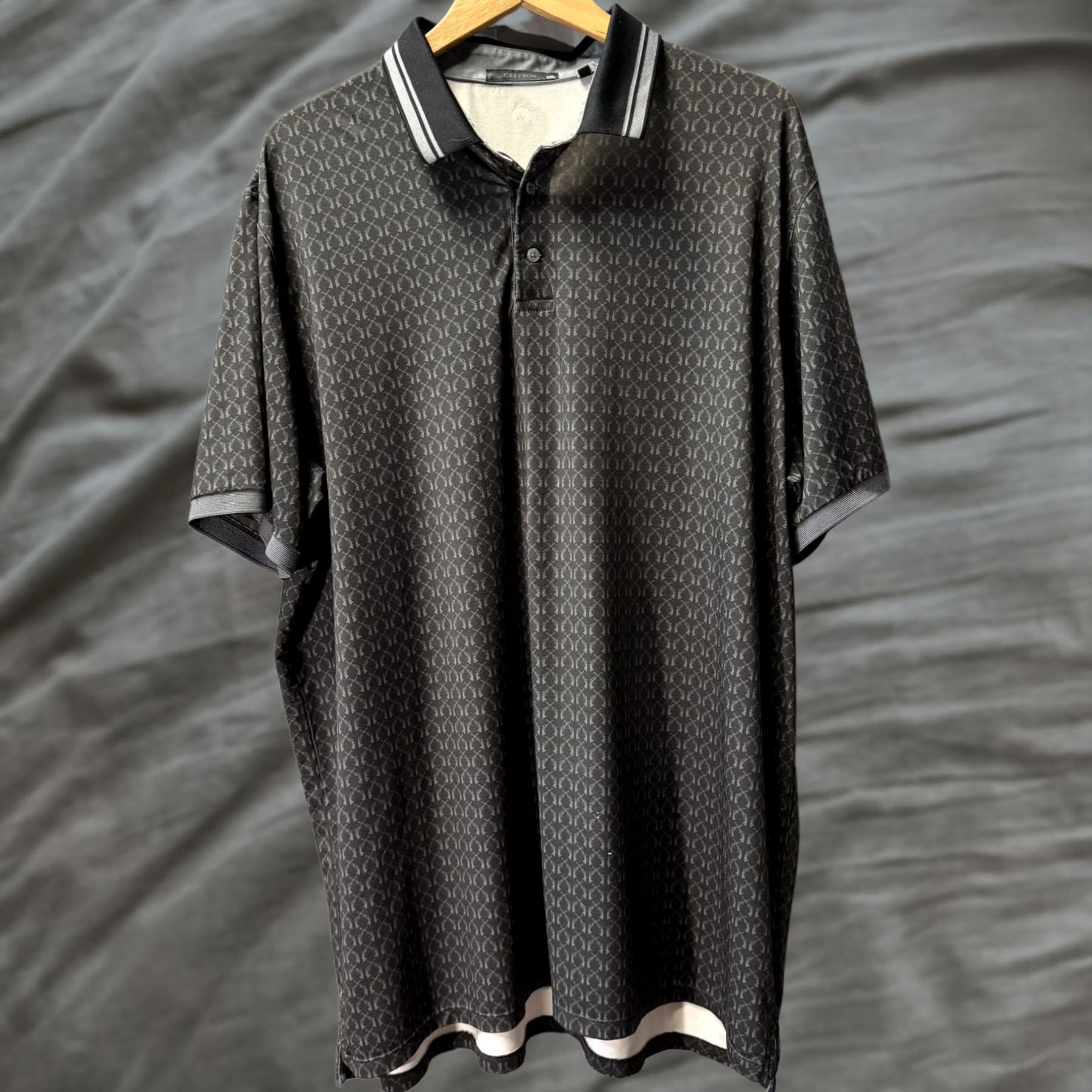 Vintage Greyson Polo Shirt Mens 2XL Gray Geometric Pattern Wolf Logo Size US XXL / EU 58 / 5 - 1 Thumbnail