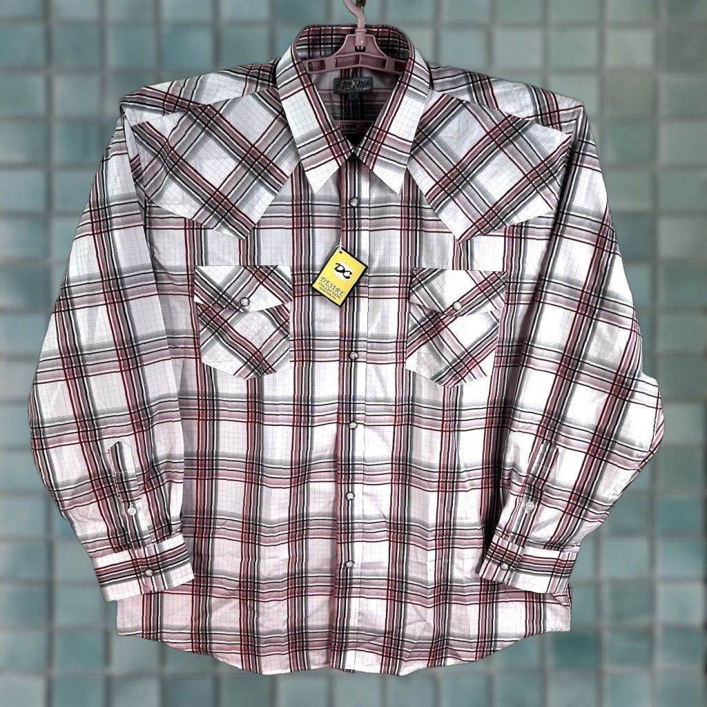 Vintage DC Shirt Mens XL Red Plaid Western Pearl Snap Button-Up Long Sleeve NWT Size US XL / EU 56 / 4 - 1 Thumbnail