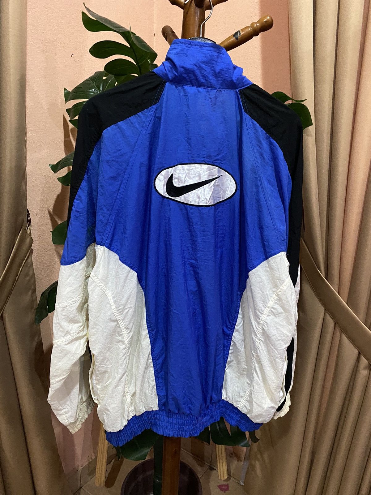 Nike Vintage Nike Windbreaker Jacket | Retro 90s Style Size US L / EU 52-54 / 3 - 3 Thumbnail