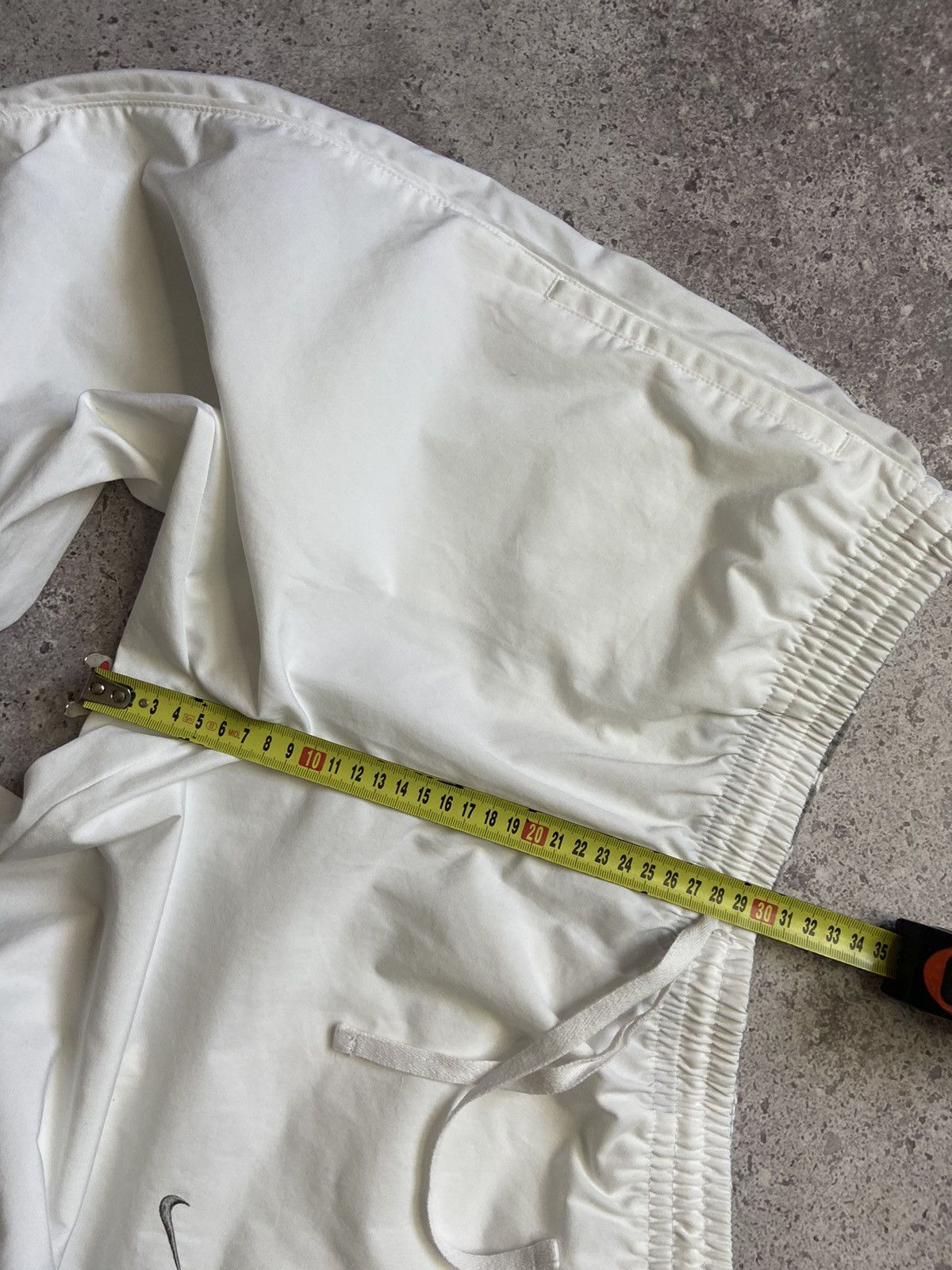 Nike Vintage Nike Track Pants Baggy White Size US 32 / EU 48 - 9 Thumbnail