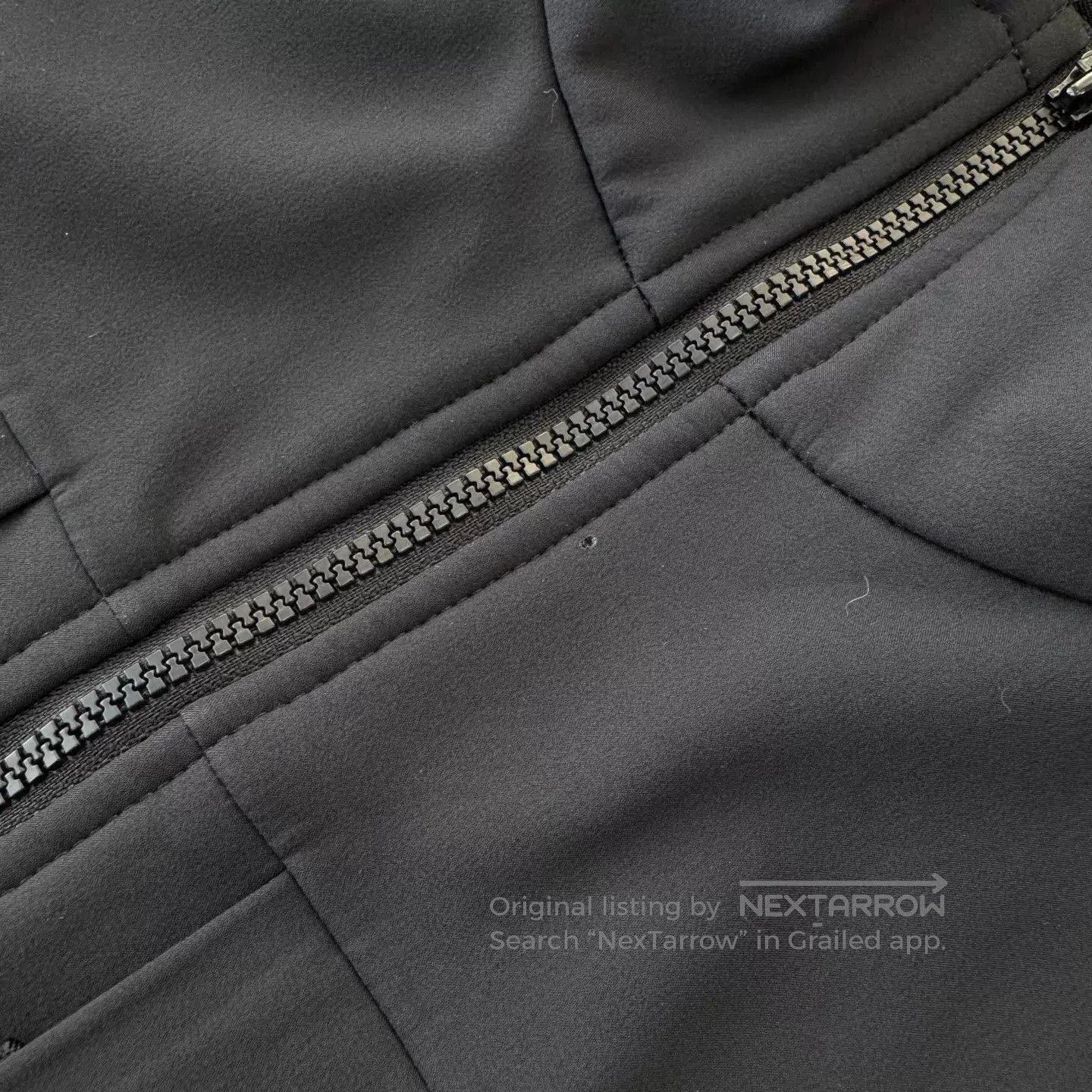 Arc'teryx Black Lightweight Zip-Up Jacket Size L. Size US L / EU 52-54 / 3 - 8 Thumbnail