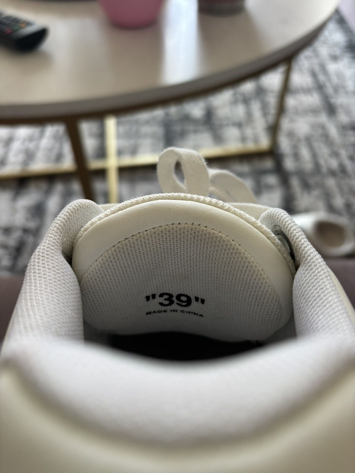 Off-White Off-White Out Of Office “For Walking” Sneaker Size US 8.5 / IT 38.5 - 11 Thumbnail