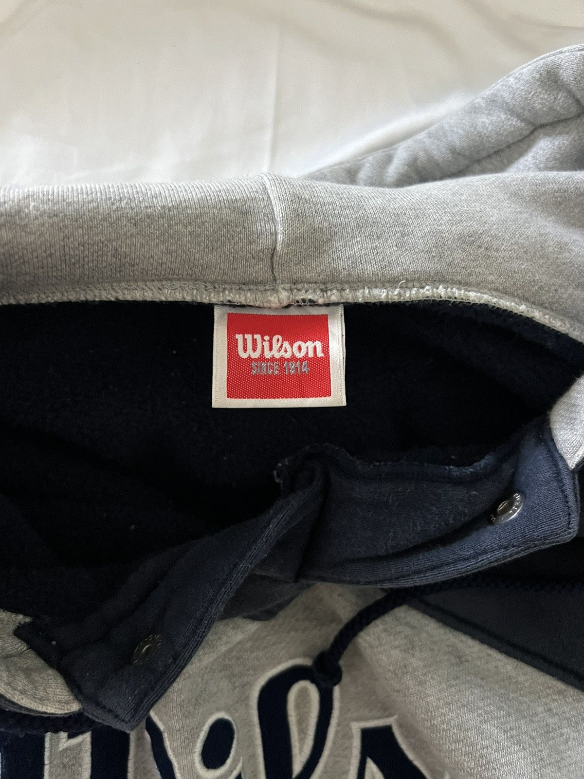 Wilson Vintage Wilson Embroidered Hoodie/Sweatshirt Size US L / EU 52-54 / 3 - 4 Thumbnail