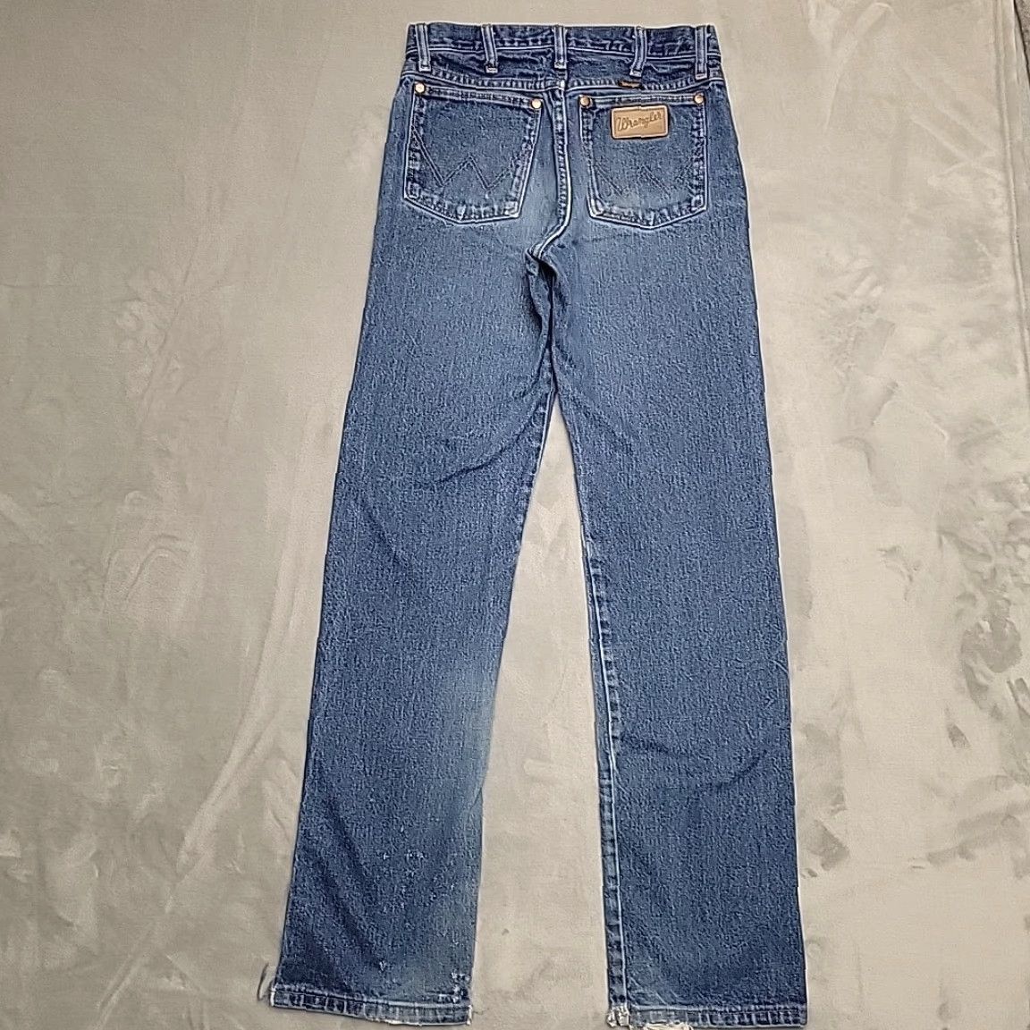 Wrangler Wrangler Jeans Men 29x34 Faded Whiskered Blue Denim 13MWZ Cotton Western Cowboy Size US 29 - 6 Thumbnail