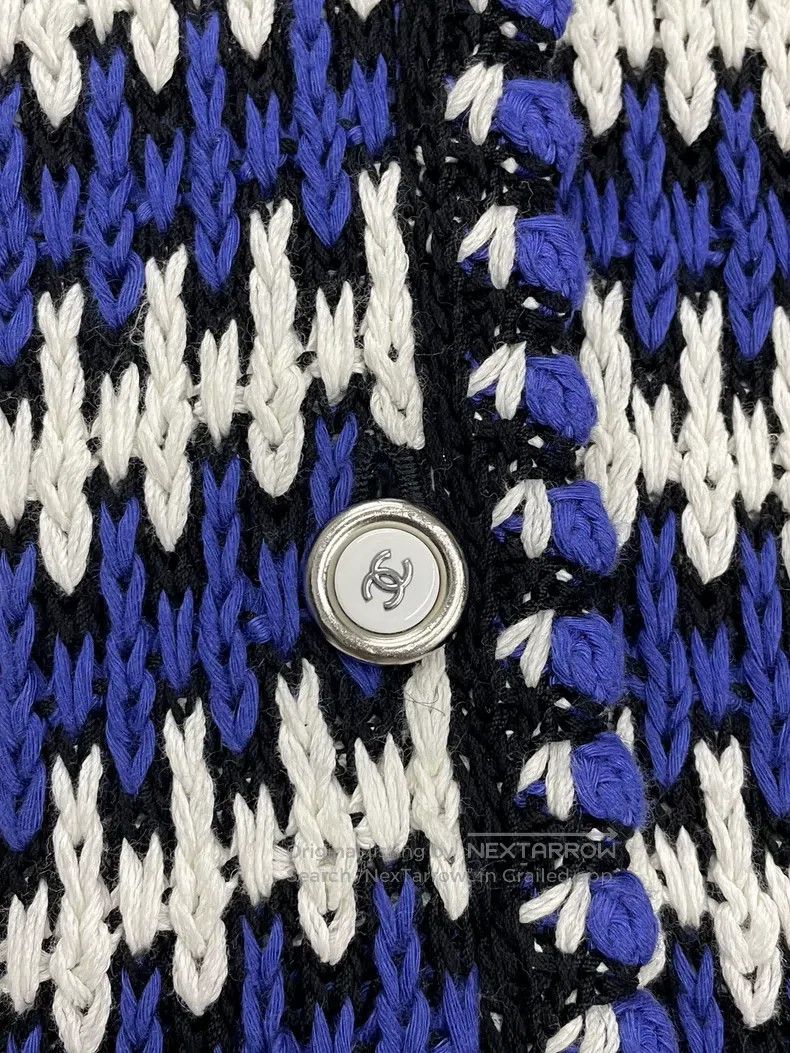 Chanel Chanel 21C blue and white striped knitted cardigan jacket Size XS / US 0-2 / IT 36-38 - 1 Thumbnail
