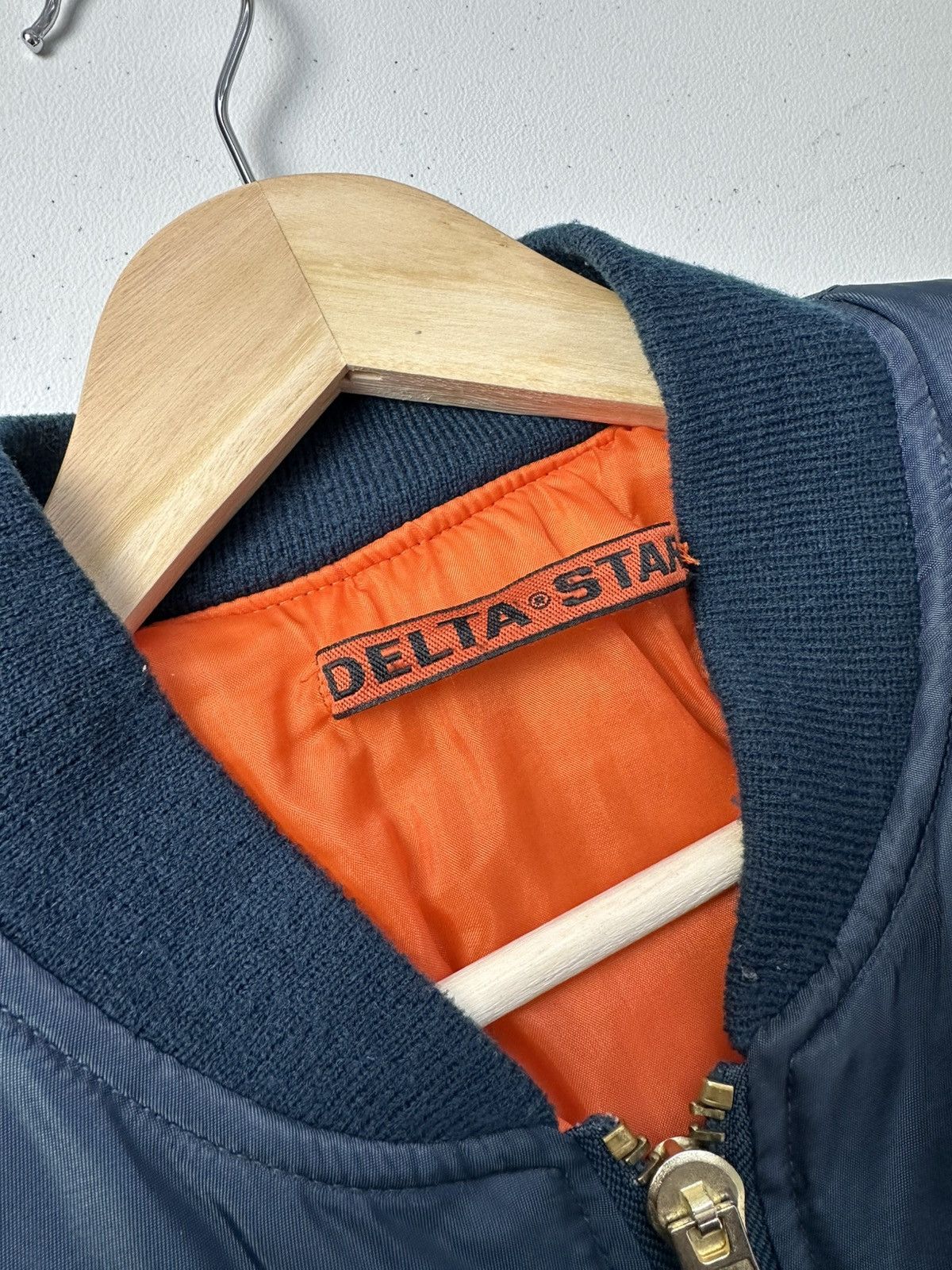 Delta × Japanese Brand Y2k Delta Bomber Jacket Oversized Size US L / EU 52-54 / 3 - 11 Thumbnail