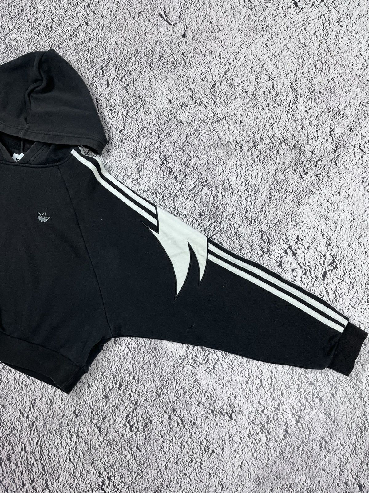 Adidas Vintage Adidas Balenciaga style cropped faded sweatshirt Size S / US 4 / IT 40 - 7 Thumbnail