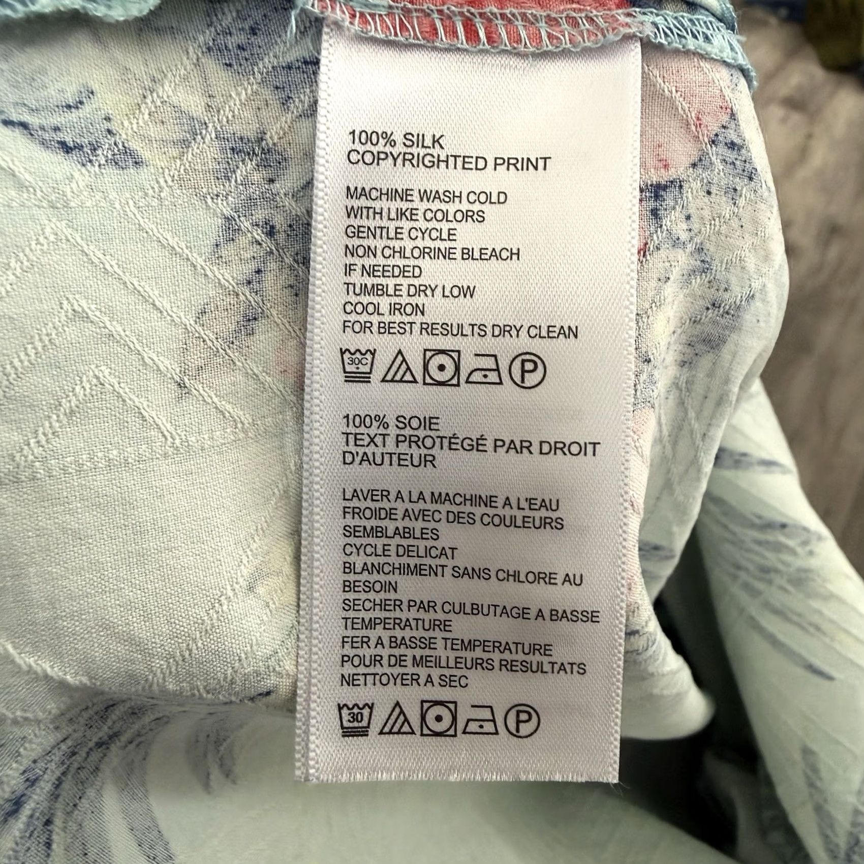 Tommy Bahama Tommy Bahama Silk Shirt Mens S Button-Up Beach Hawaiian Blue Capris Coast Sea Stripe Floral Casual Spring Summer Fall Party/Cocktail Travel Mens Size US S / EU 44-46 / 1 - 6 Thumbnail