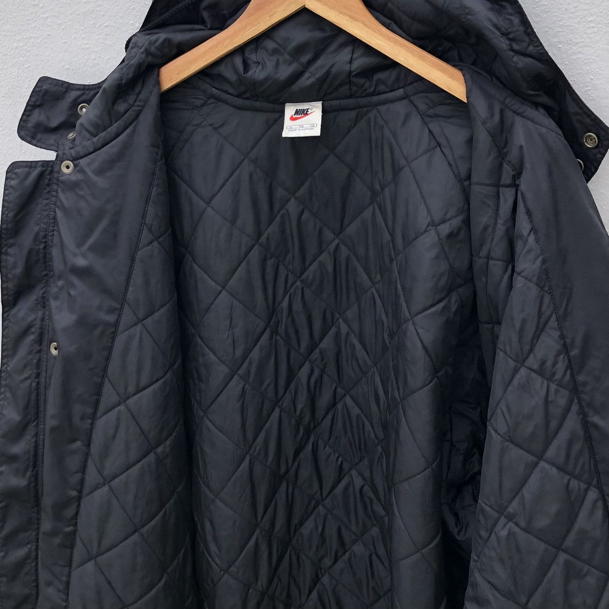 Nike Vintage NIKE NOMO Big Logo Lined Quilted Hoodie Coach Jacket Size US XL / EU 56 / 4 - 11 Thumbnail