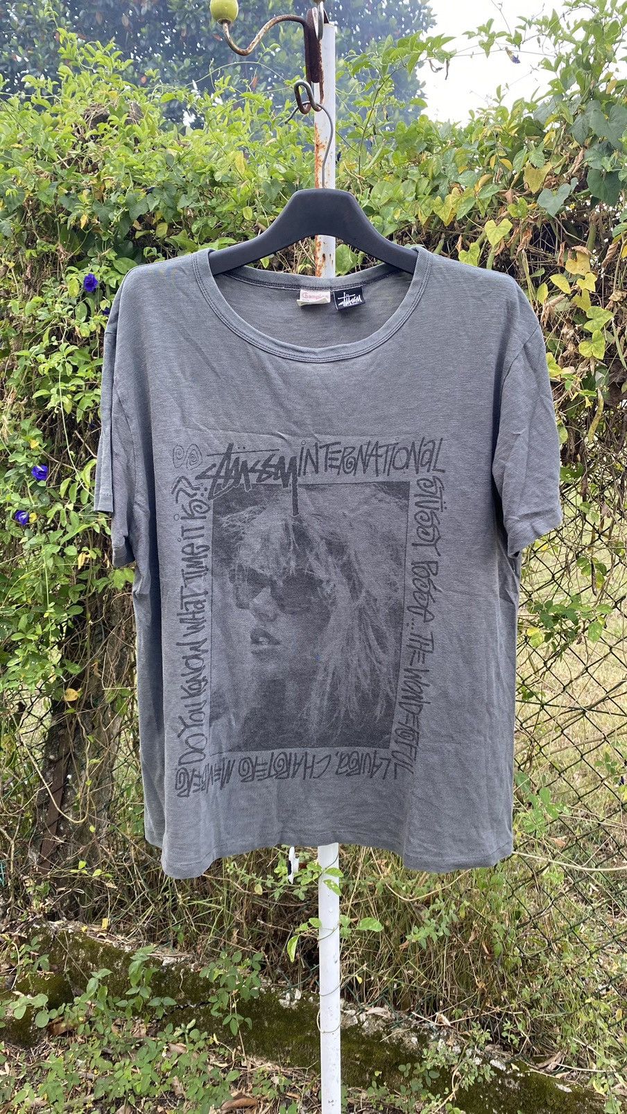 stussy champion vintage laura tee - メルカリ