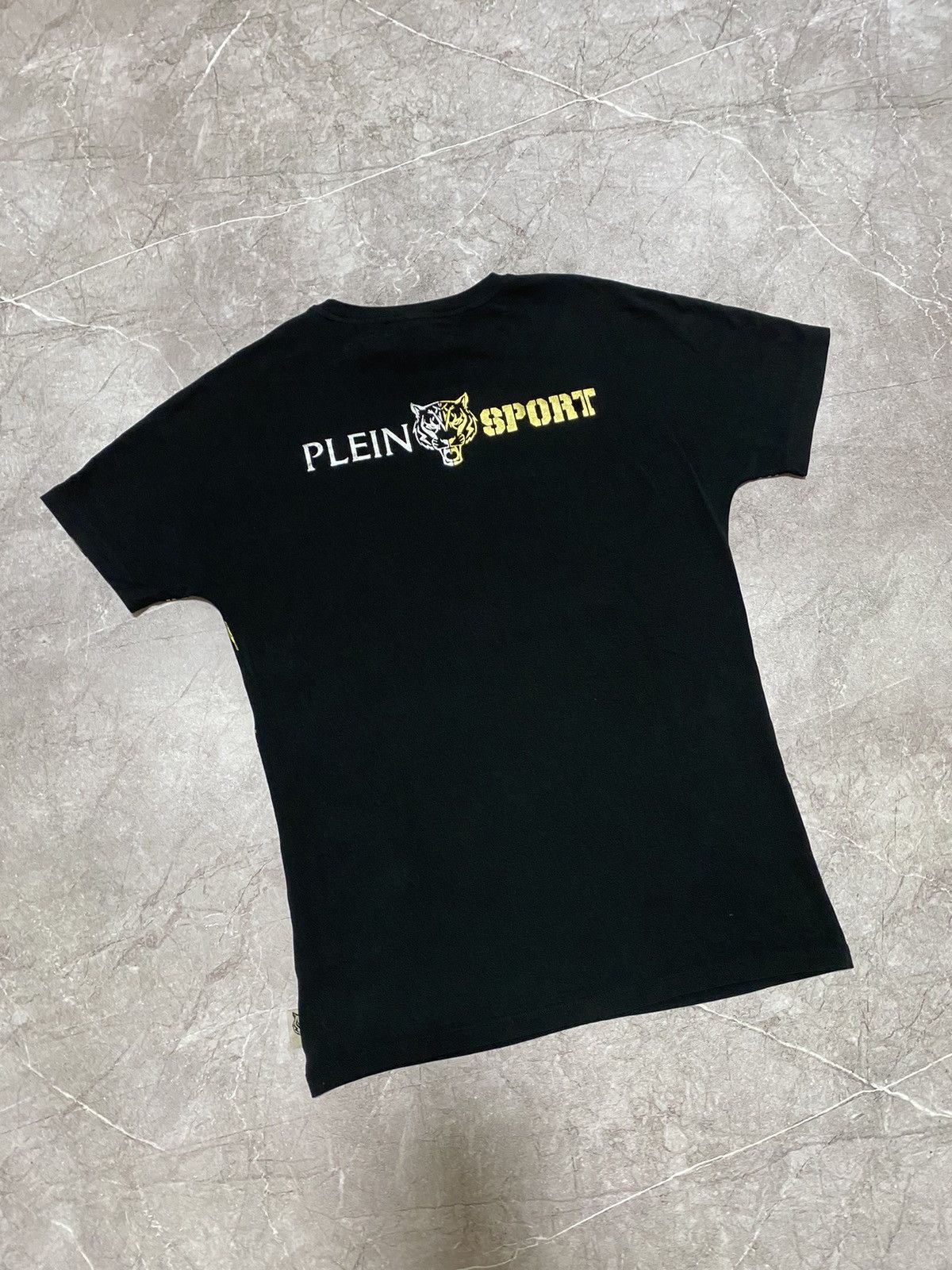 Philipp Plein Rare Philipp Plein Sport Equiment Tiger Big Logo T-Shirt Y2K Size US M / EU 48-50 / 2 - 3 Thumbnail