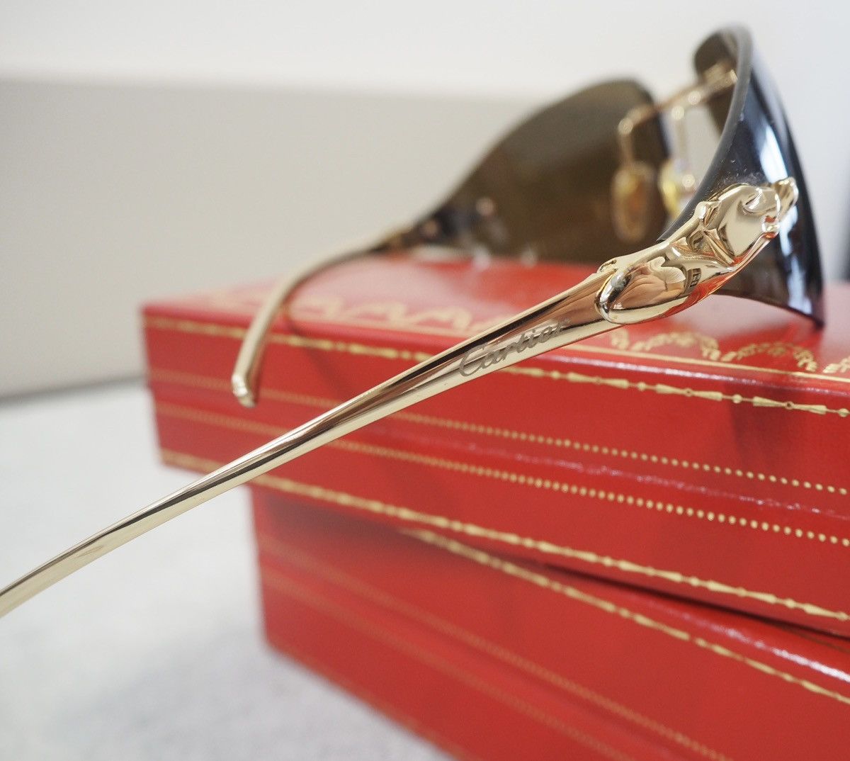 Cartier Cartier Panther gold tone sunglasses Size ONE SIZE - 4 Thumbnail