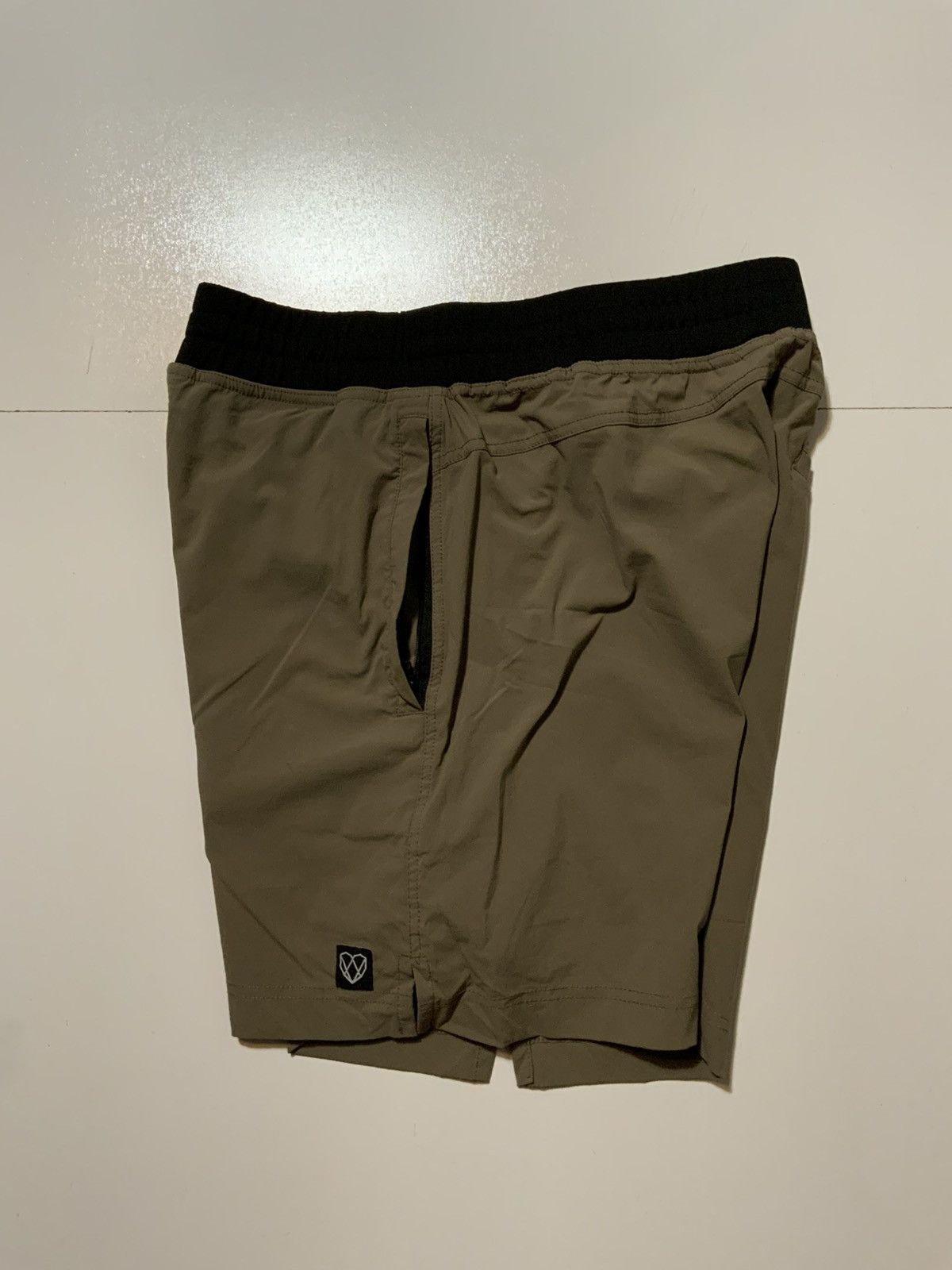 Other Strongbody Taupe Black 7” Inseam Workout Training Shorts Size US 32 / EU 48 - 2 Thumbnail