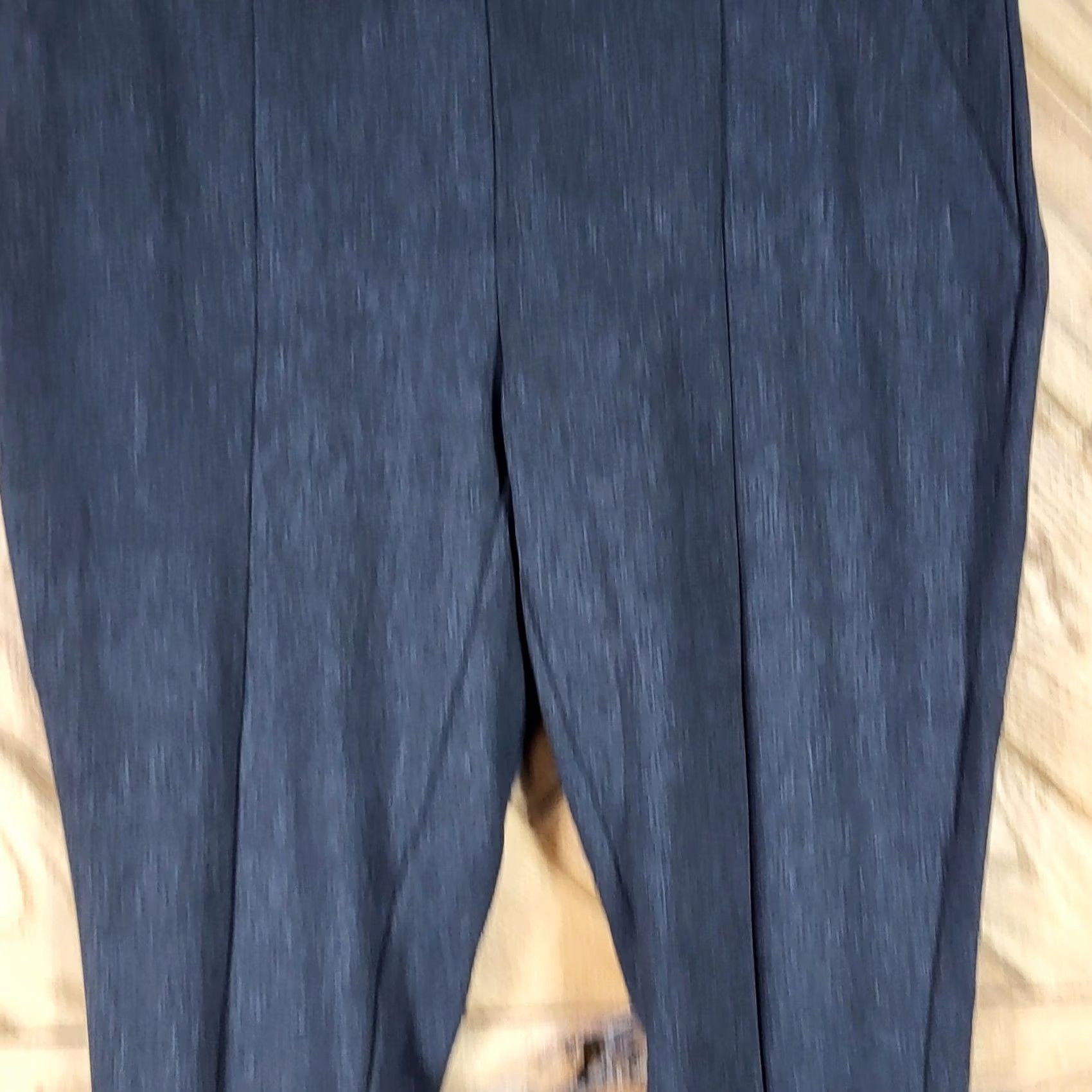 Vintage Hilary Radley Dress Pants Womens L Large Pintuck Pull On Ankle Dark Gray Knit Straight Front Pocketing Slimming Comfort Black/Gray Size 36" / US 14 / IT 50 - 2 Thumbnail