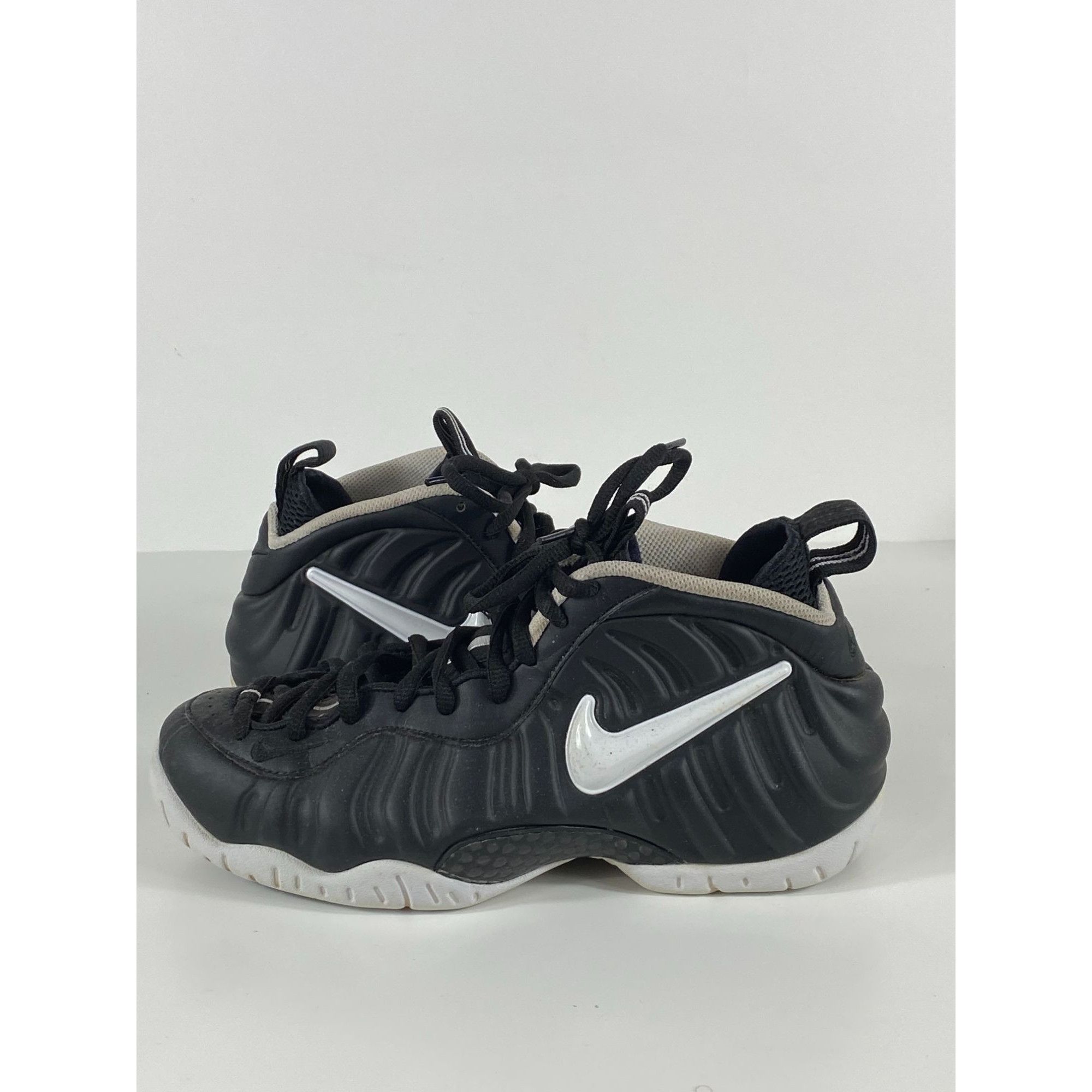 Nike Nike Air Foamposite Pro Dr. Doom (2016) 624041-006 Size 8 Me Size US 8 / EU 41 - 1 Thumbnail