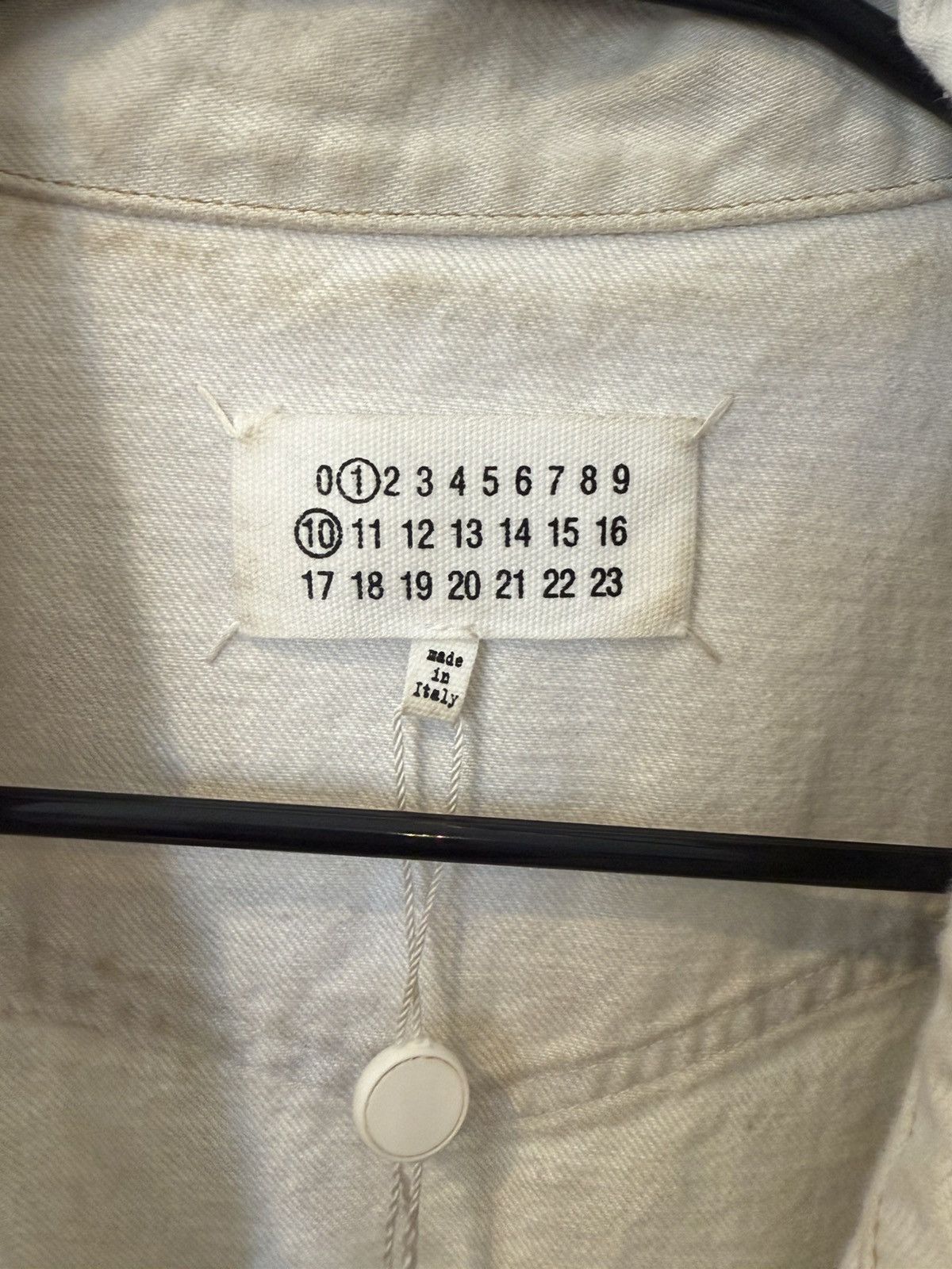 Maison Margiela Maison Margiela selvedge oversized white denim jacket Size US L / EU 52-54 / 3 - 4 Thumbnail