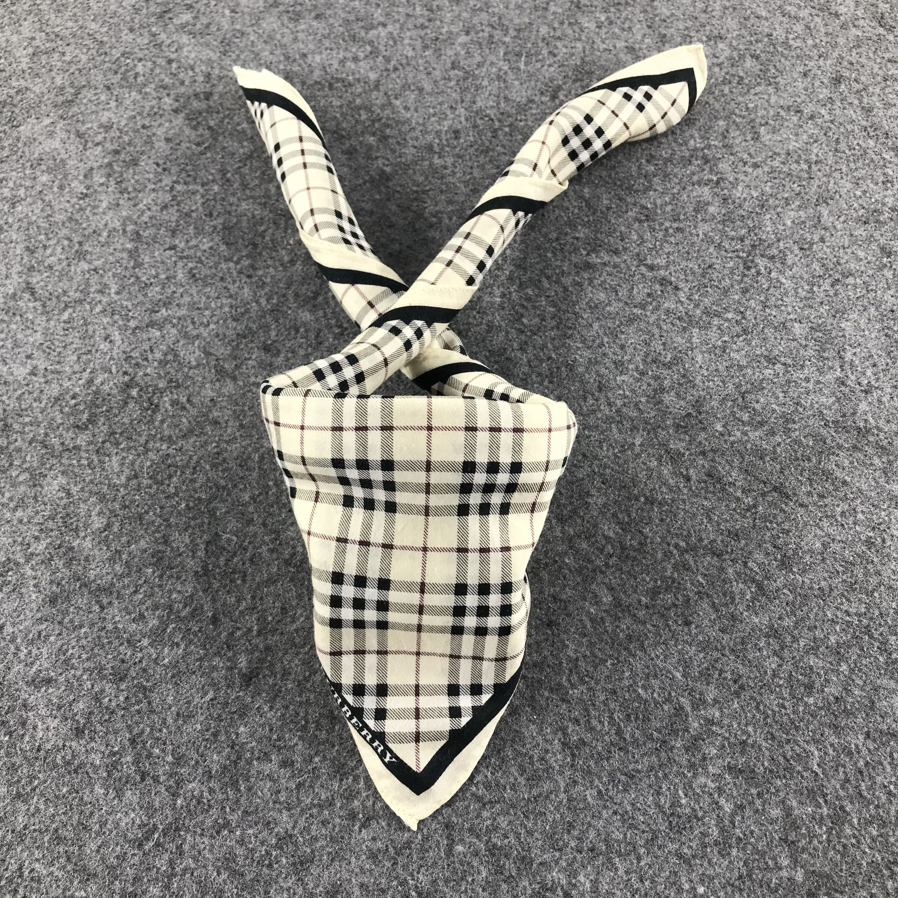 Burberry Burberry Handkerchief Neckerchief Bandana H234 Size ONE SIZE - 2 Thumbnail