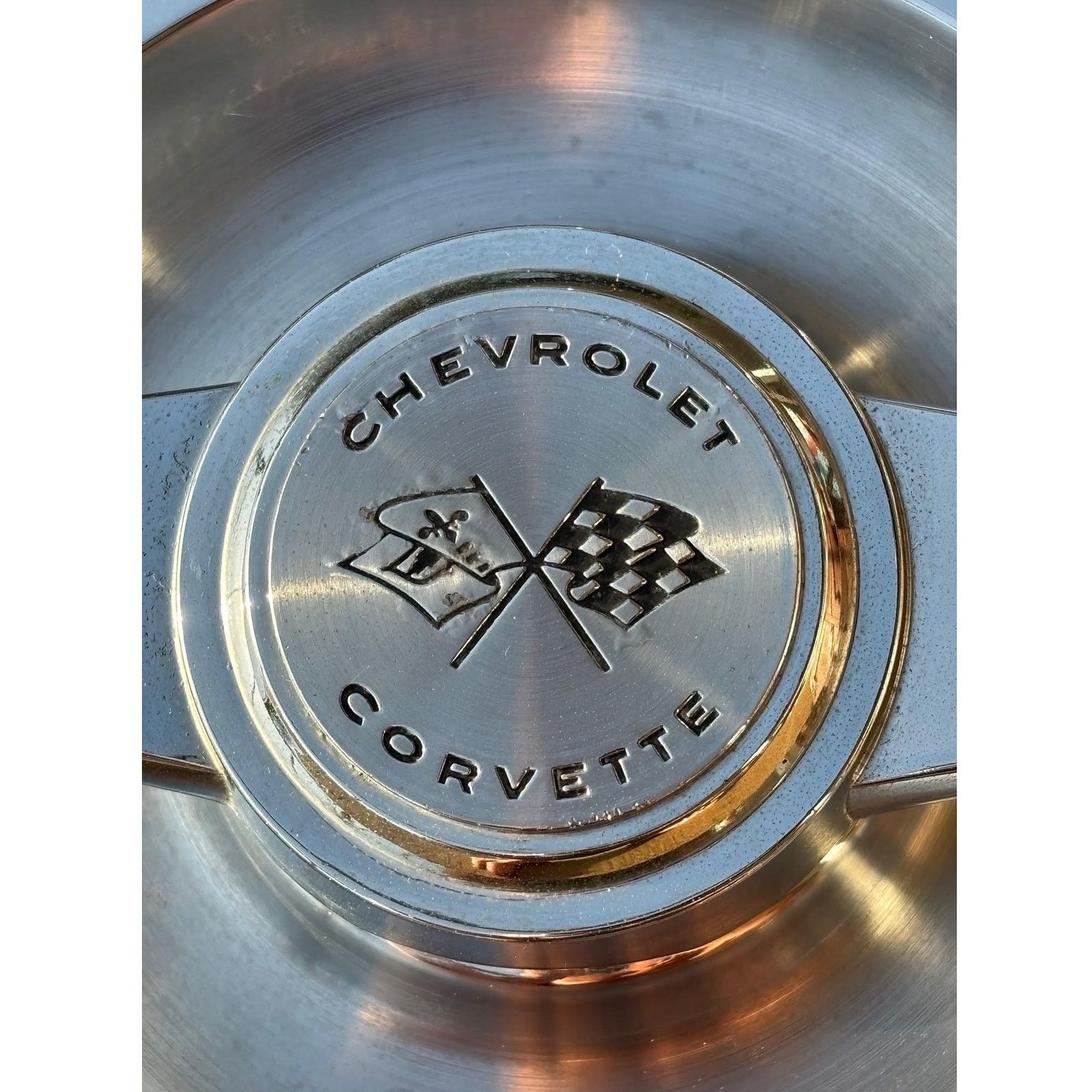 Chevrolet 1959-62 CHEVROLET CORVETTE HUBCAP WHEEL COVER VINTAGE Size 28 - 7 Thumbnail